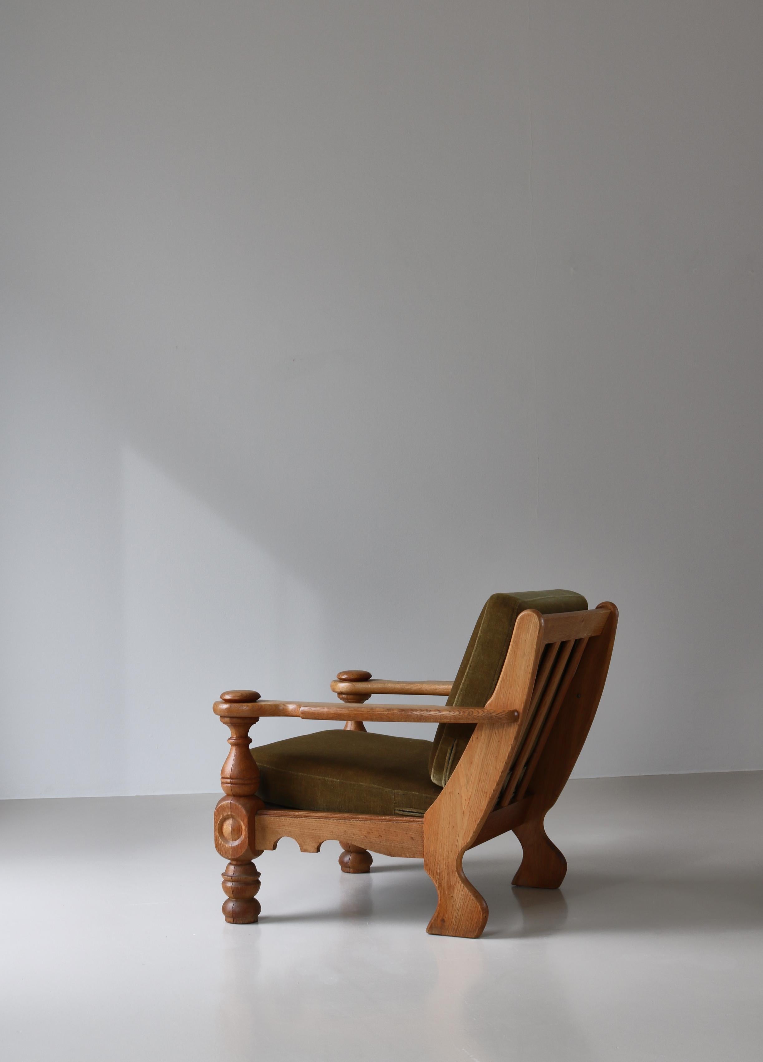 Danish Modern Lounge Chair by Henry Kjærnulff Oak & Green Mohair, Denmark, 1950s For Sale 1