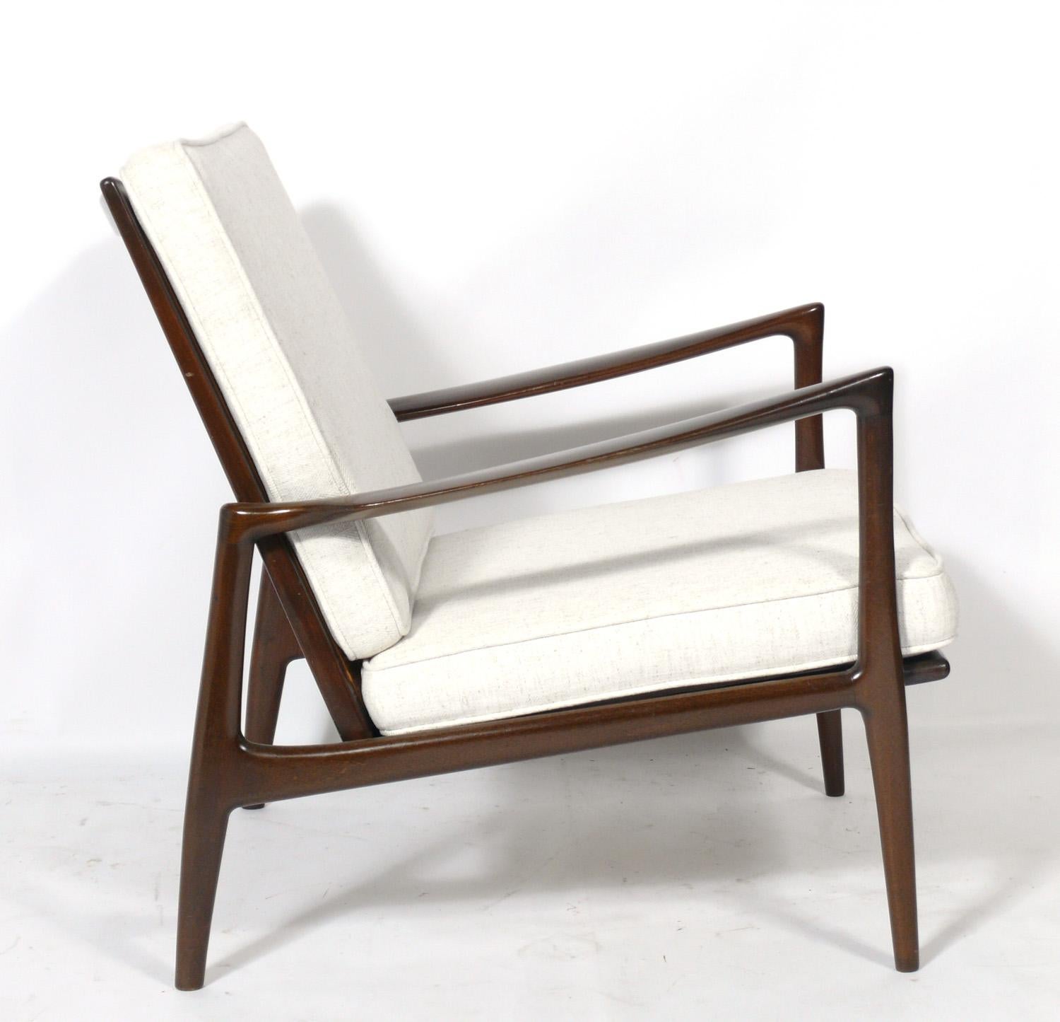 Danish Modern Lounge Chair by Ib Kofod Larsen In Good Condition In Atlanta, GA