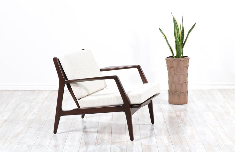 Mid-Century Modern Danish Modern Lounge Chair by Ib Kofod-Larsen for Selig For Sale