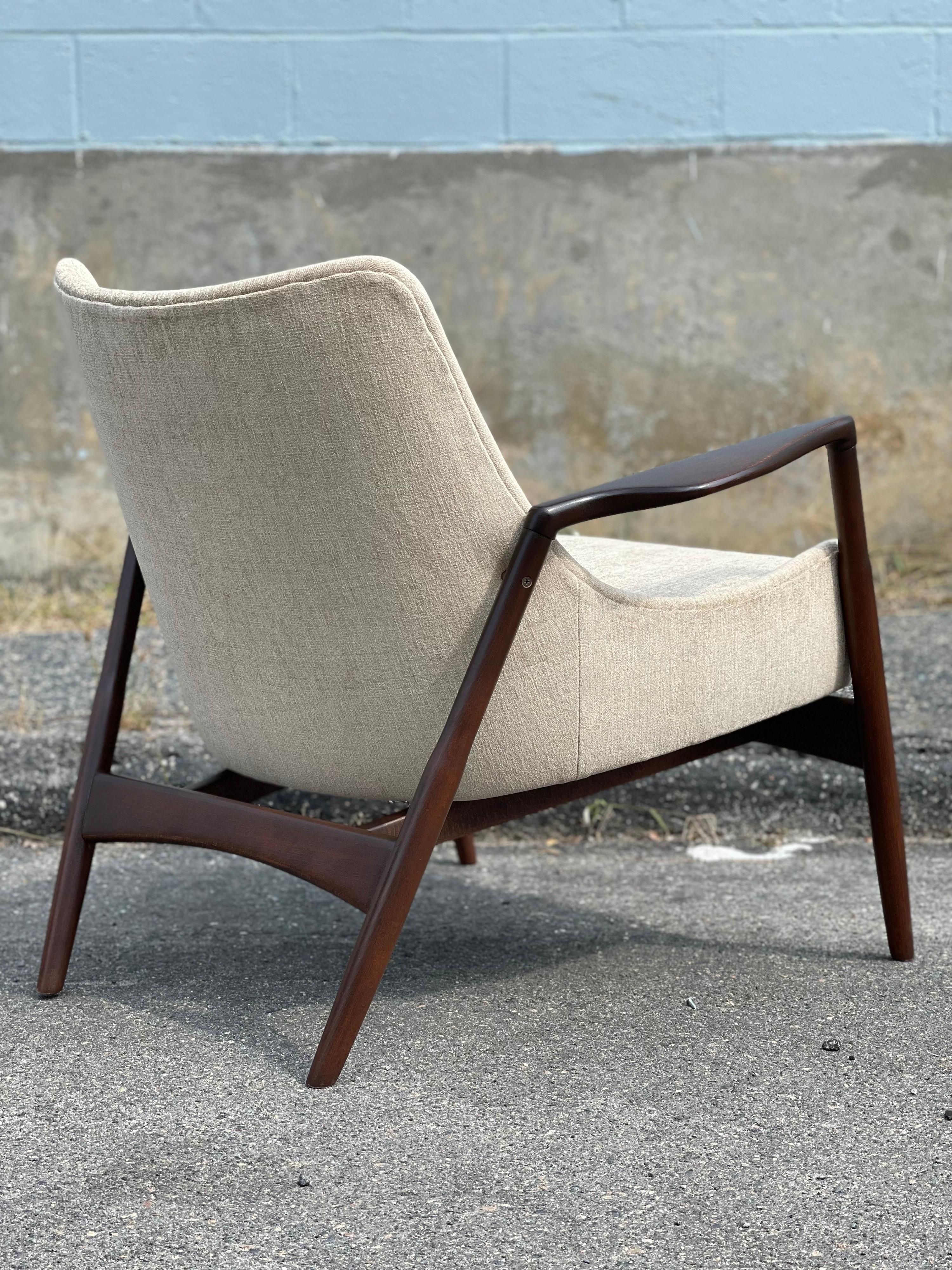 Mid-Century Modern Danish Modern Lounge Chair by Kofod-Larsen for Selig