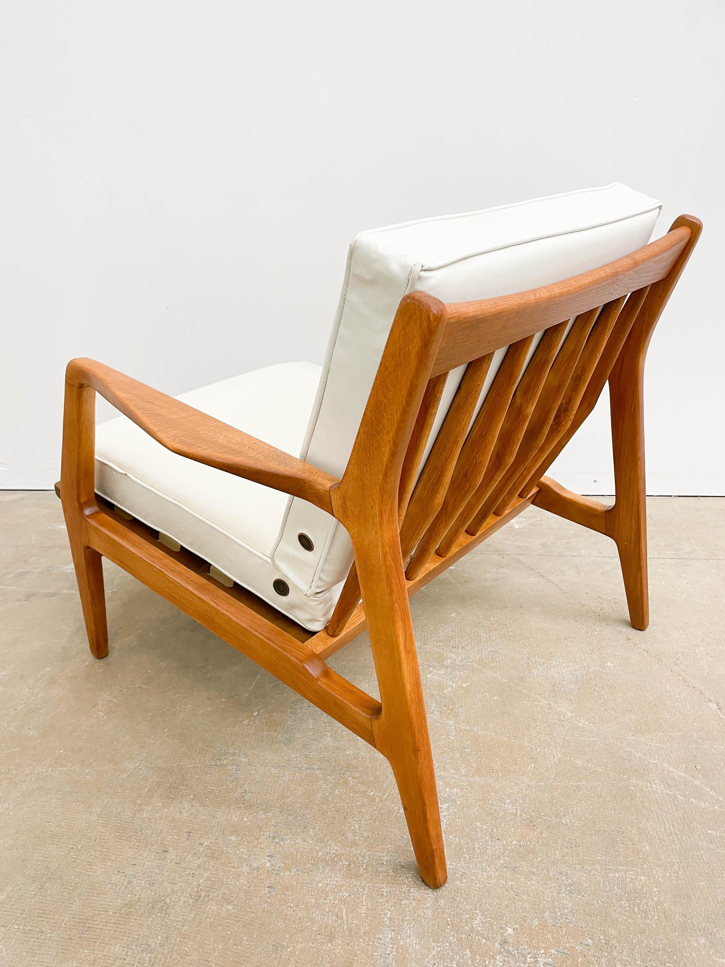 Danish Modern Lounge Chair by Lawrence Peabody for Selig 6