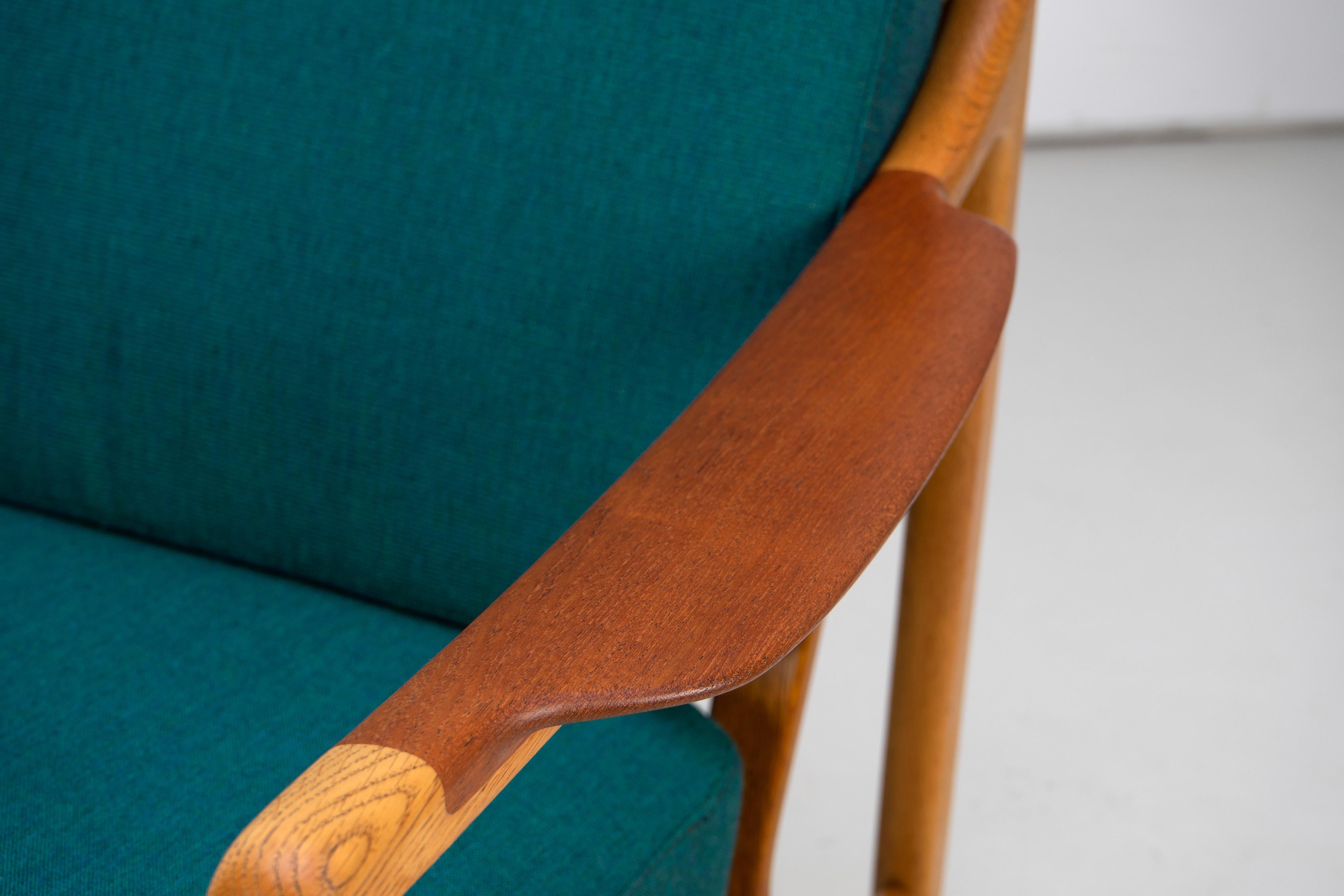 Scandinavian Danish Modern Lounge Chair by Tove & Edvard Kindt-Larsen, Teak and Oak, 1960s For Sale
