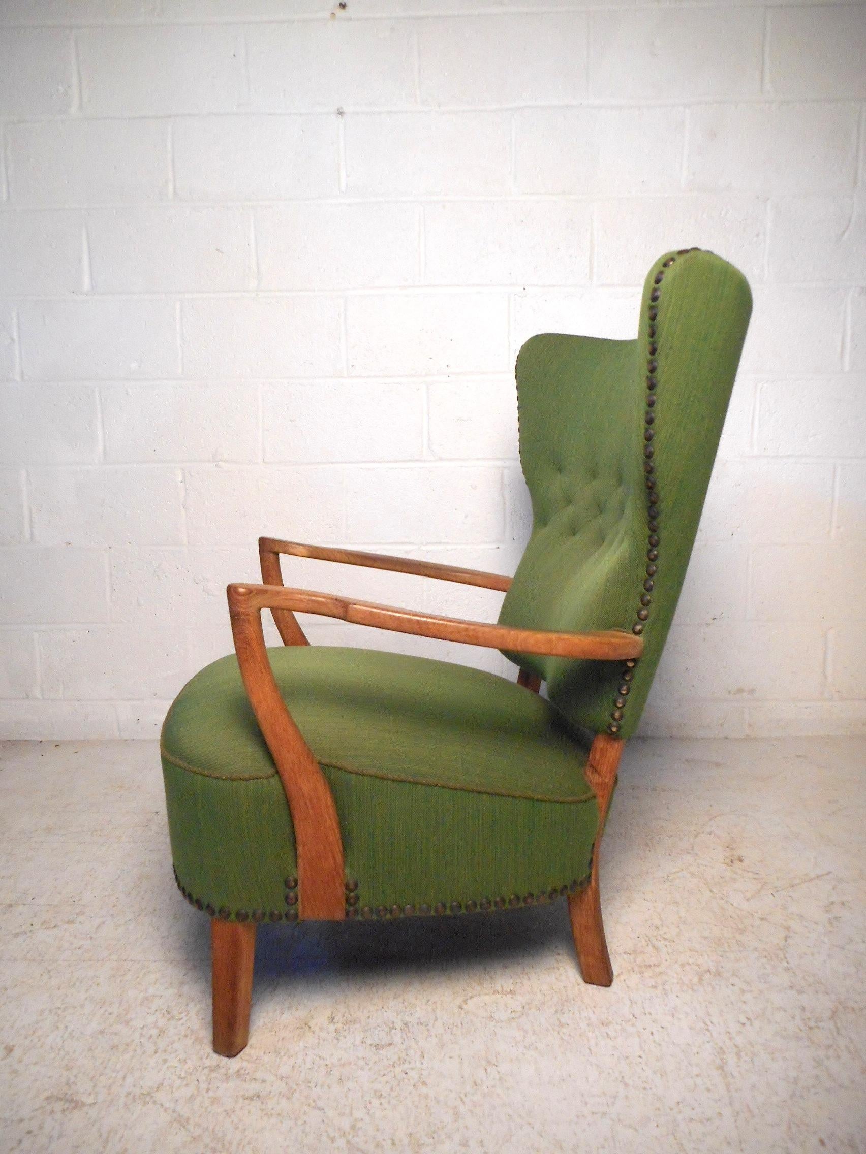 Mid-Century Modern Danish Modern Lounge Chair