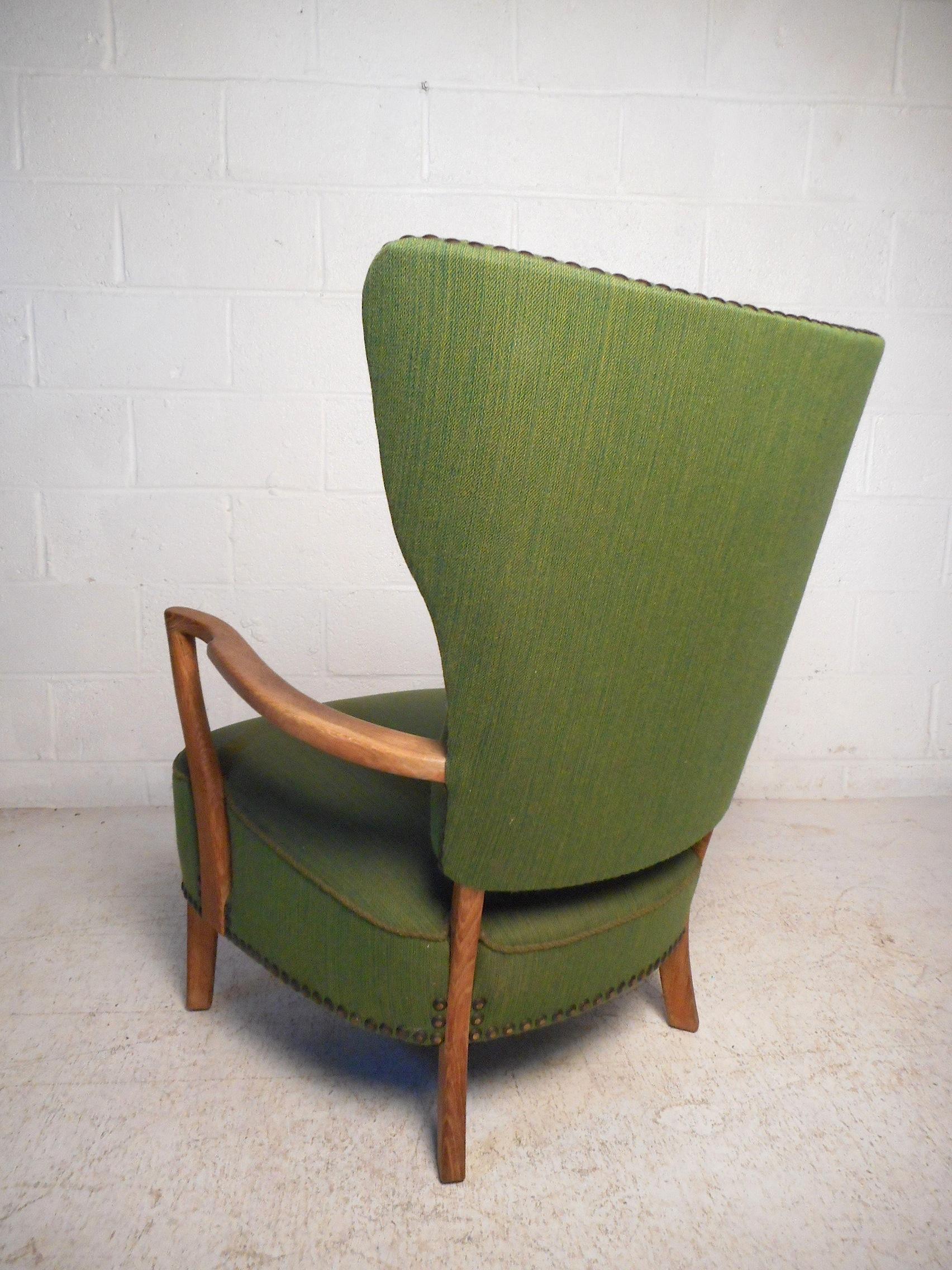 Danish Modern Lounge Chair In Good Condition In Brooklyn, NY