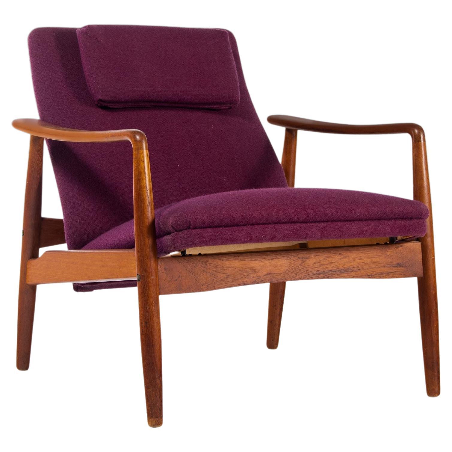 Danish Modern Lounge Chair in Teak Wood by Soren J. Ladefoged, Denmark, c. 1950s For Sale