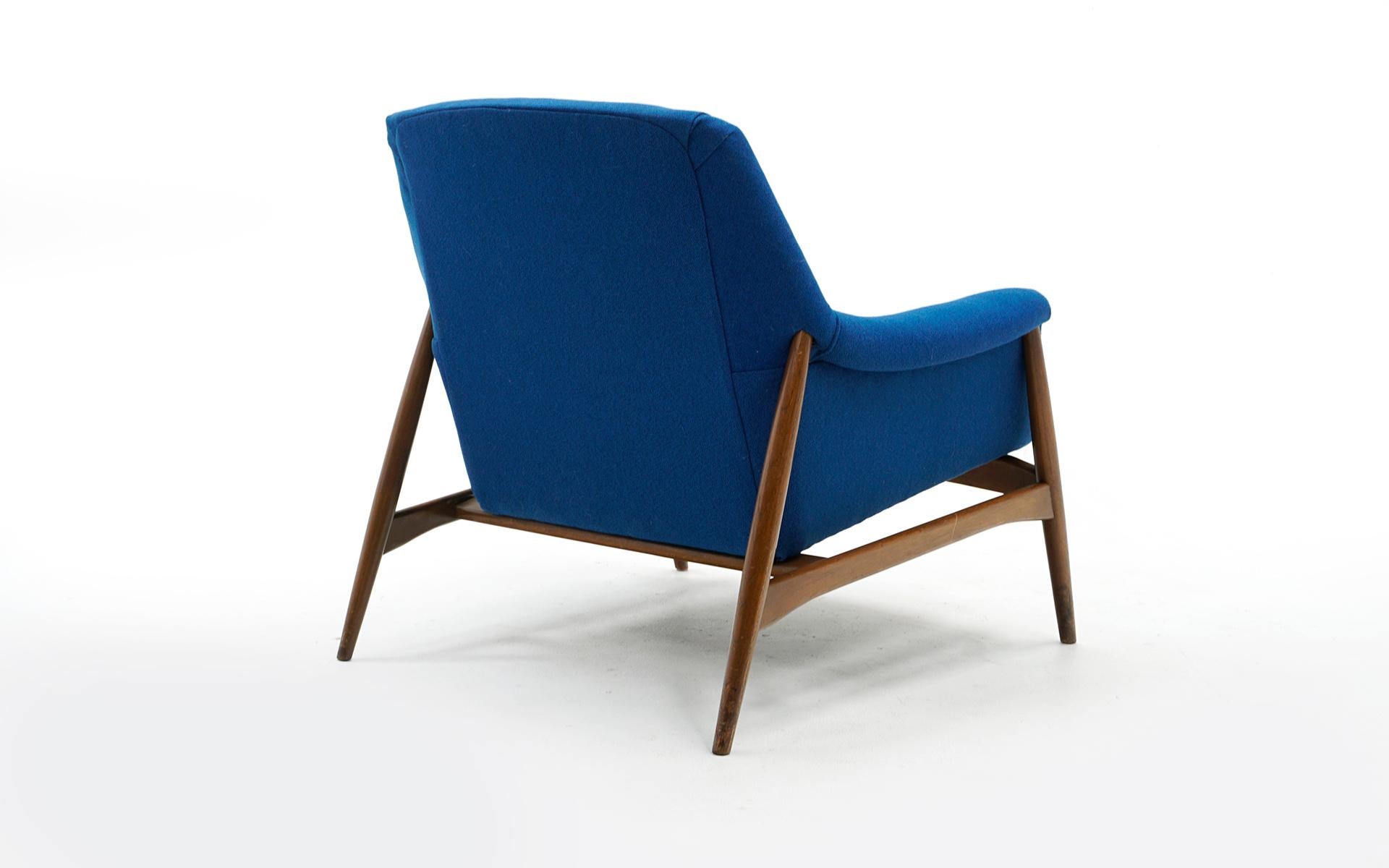 Mid-Century Modern Danish Modern Lounge Chair with Arms, Teak with New Blue Maharam Upholstery