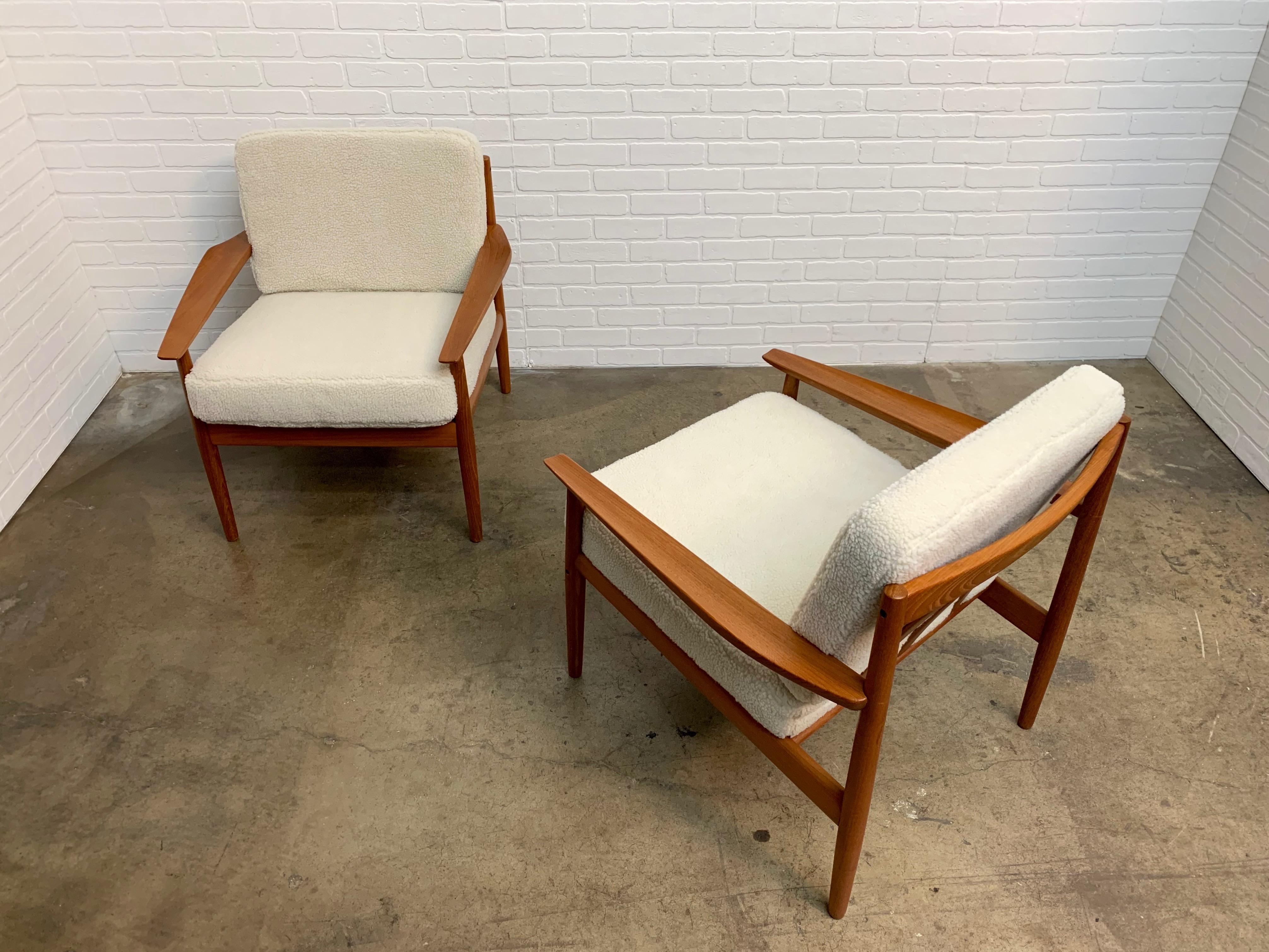 Danish Modern Lounge Chairs by Arne Vodder in Teddy Faux Fur For Sale 2