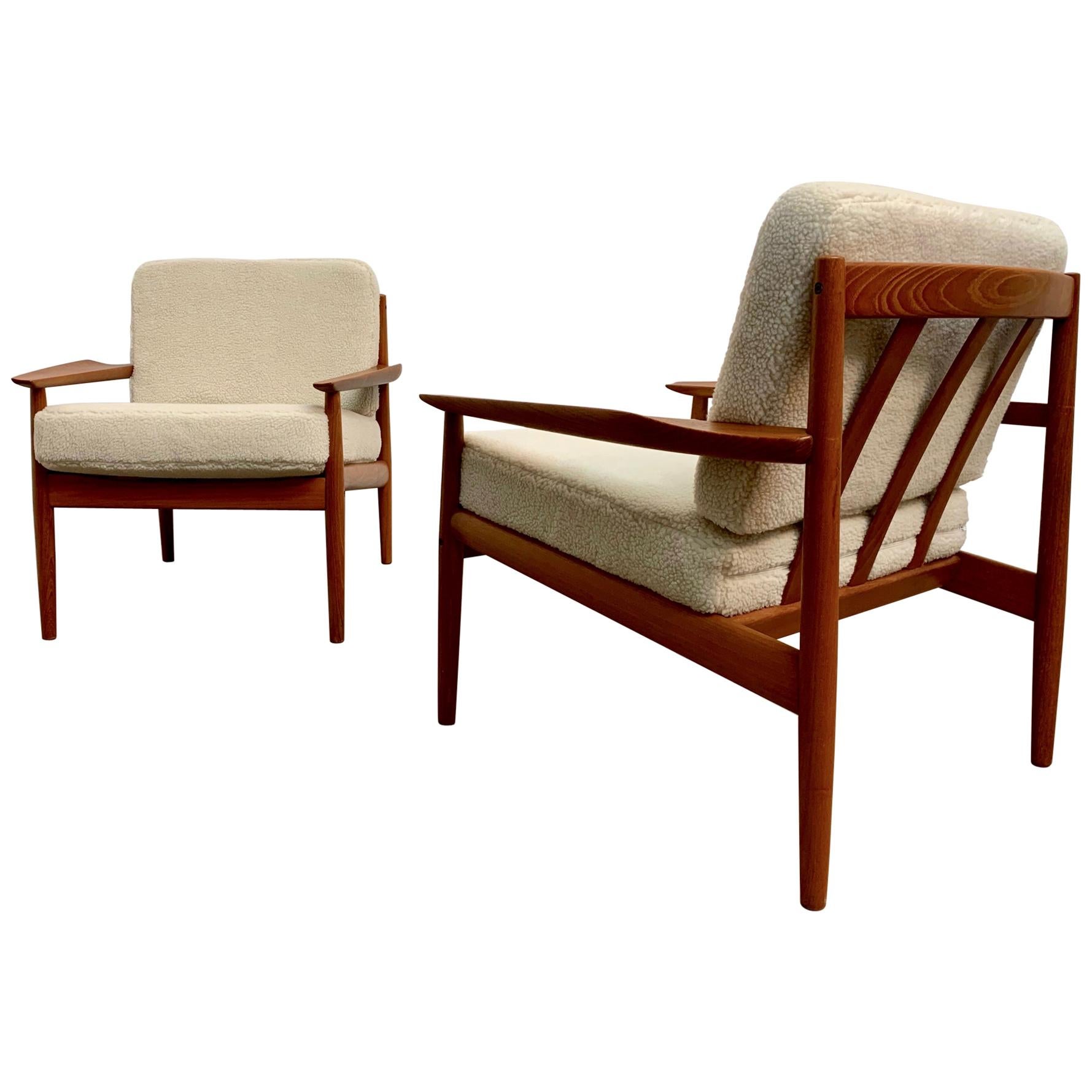 Danish Modern Lounge Chairs by Arne Vodder in Teddy Faux Fur