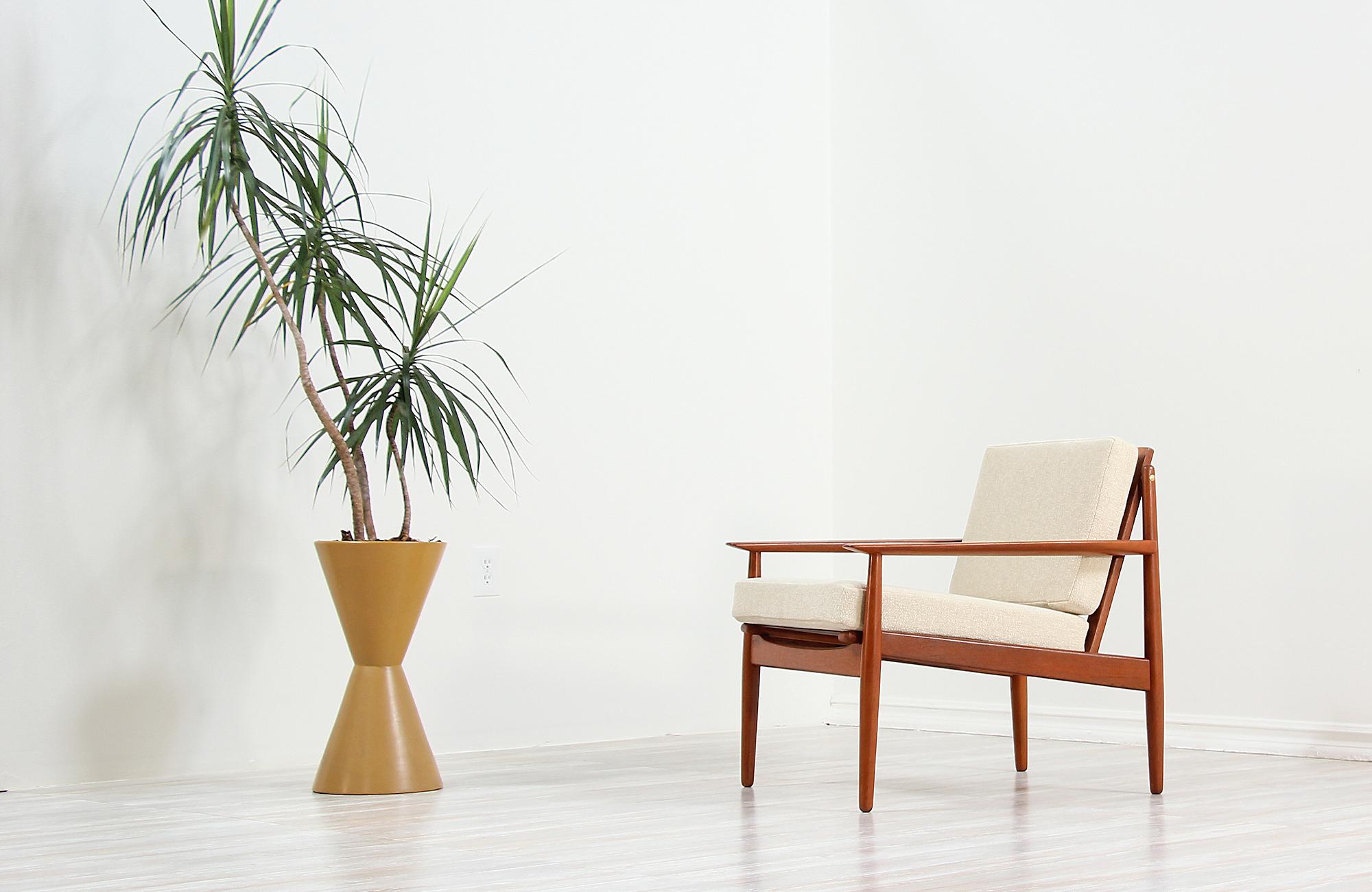 Fabric Danish Modern Lounge Chairs by Svend Åge Eriksen