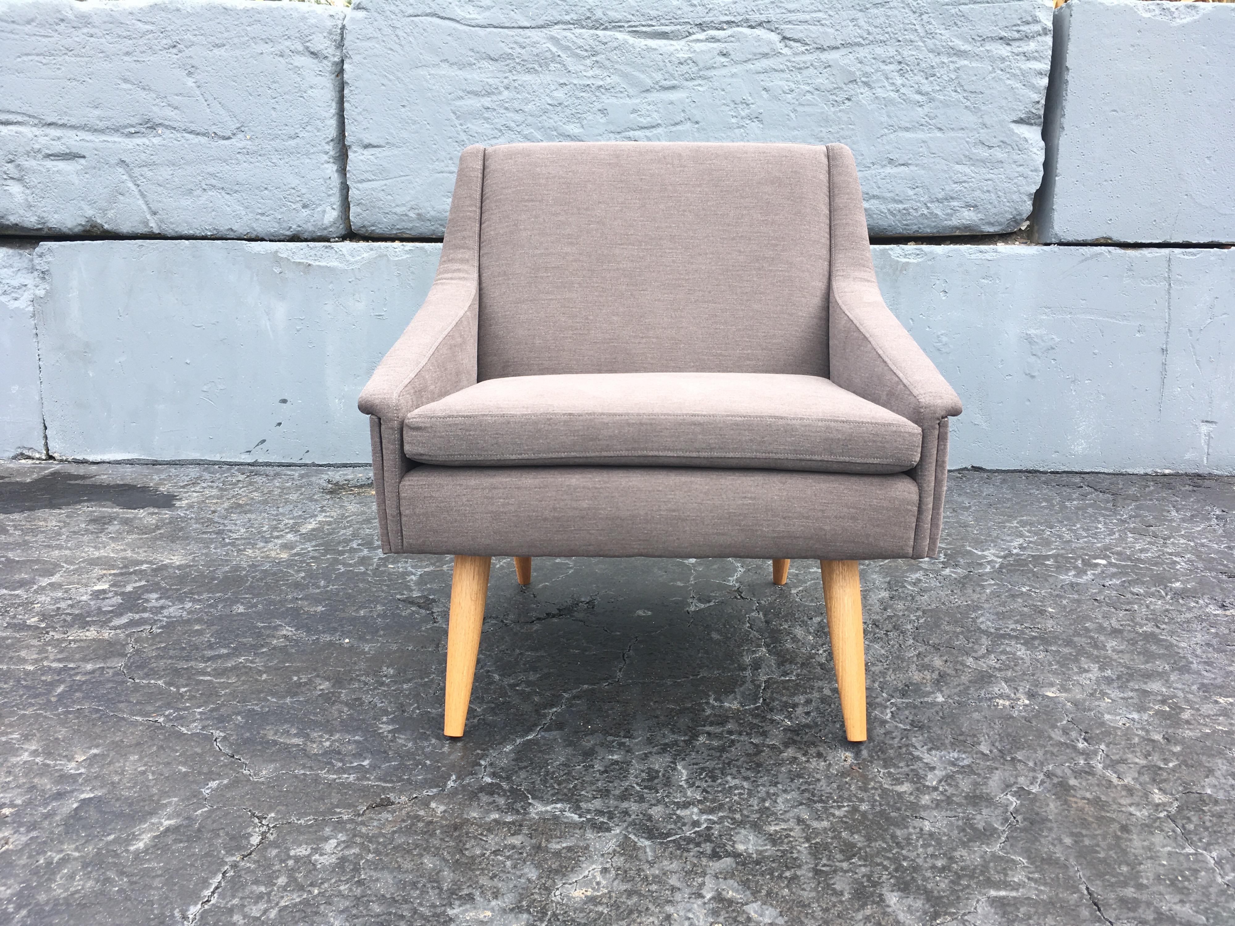 Danish Modern Lounge Chairs, Gray Fabric, Oak Legs For Sale 4