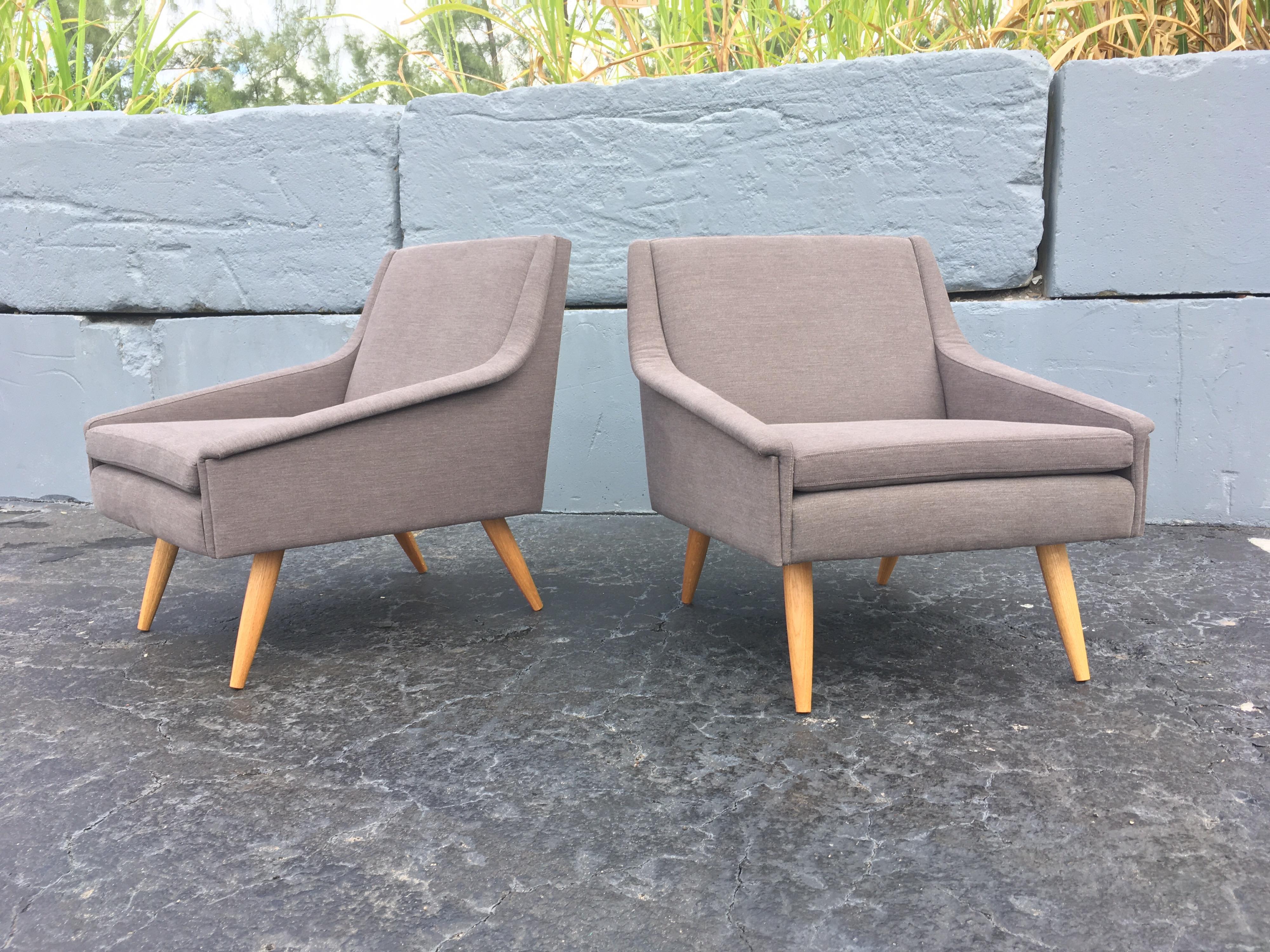 Mid-Century Modern Danish Modern Lounge Chairs, Gray Fabric, Oak Legs For Sale