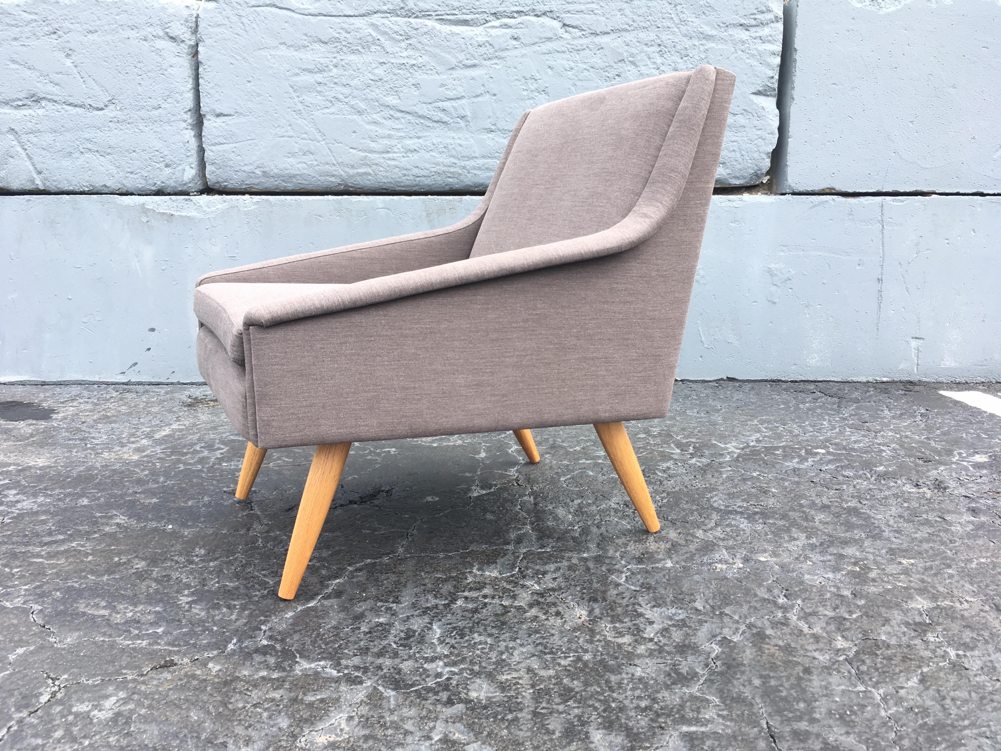 Danish Modern Lounge Chairs, Gray Fabric, Oak Legs For Sale 3