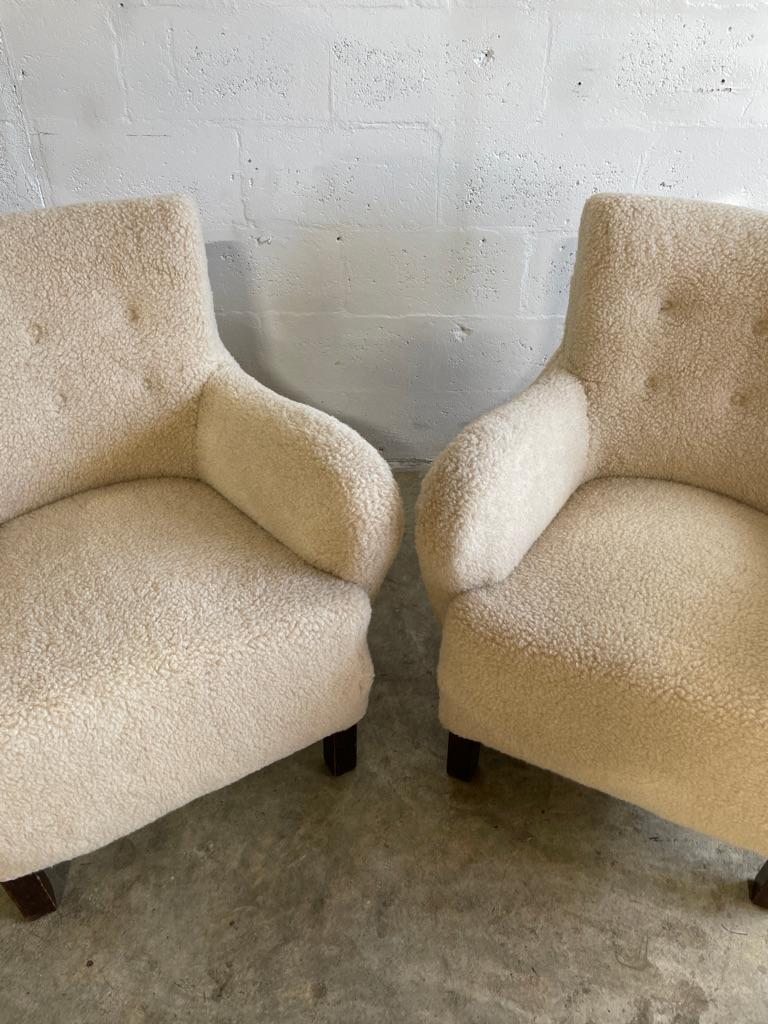 Tissu Paire de chaises longues danoises modernes Sherpa en peau de mouton en vente