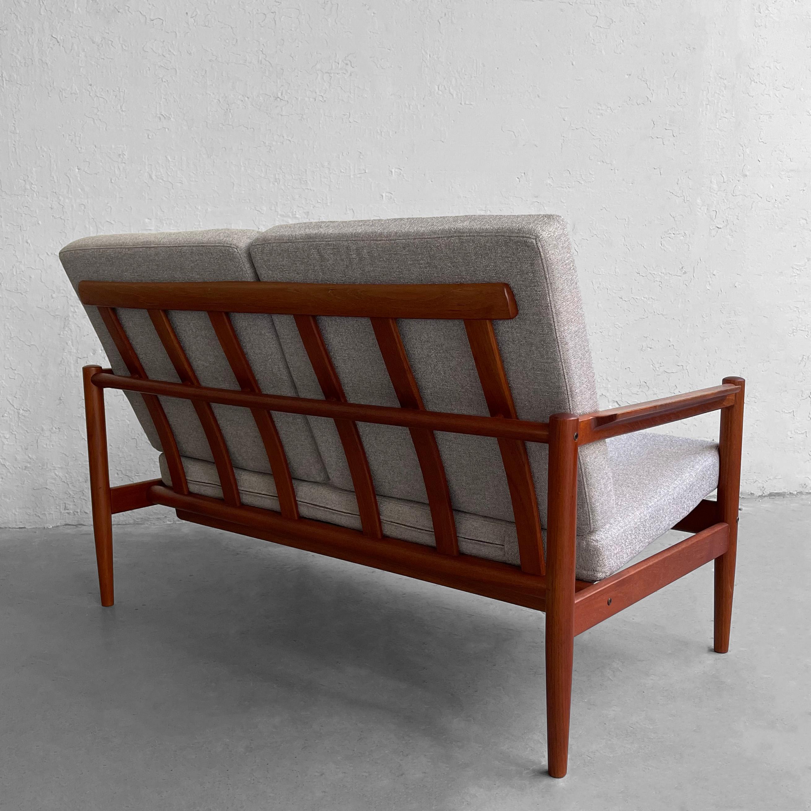 Danish Modern Loveseat Sette by Borge Jensen 2