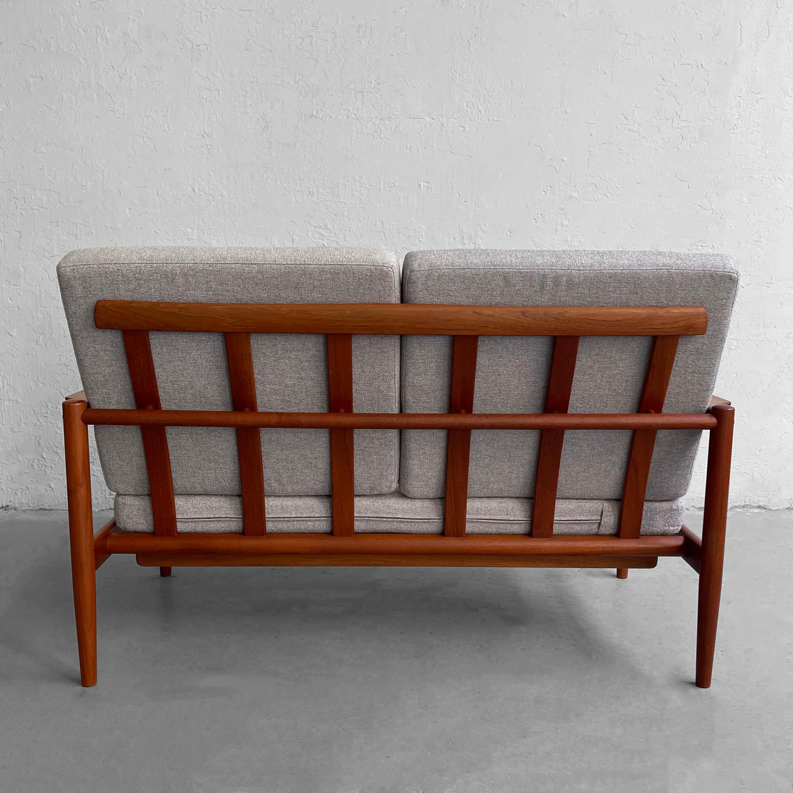 Danish Modern Loveseat Sette by Borge Jensen 3
