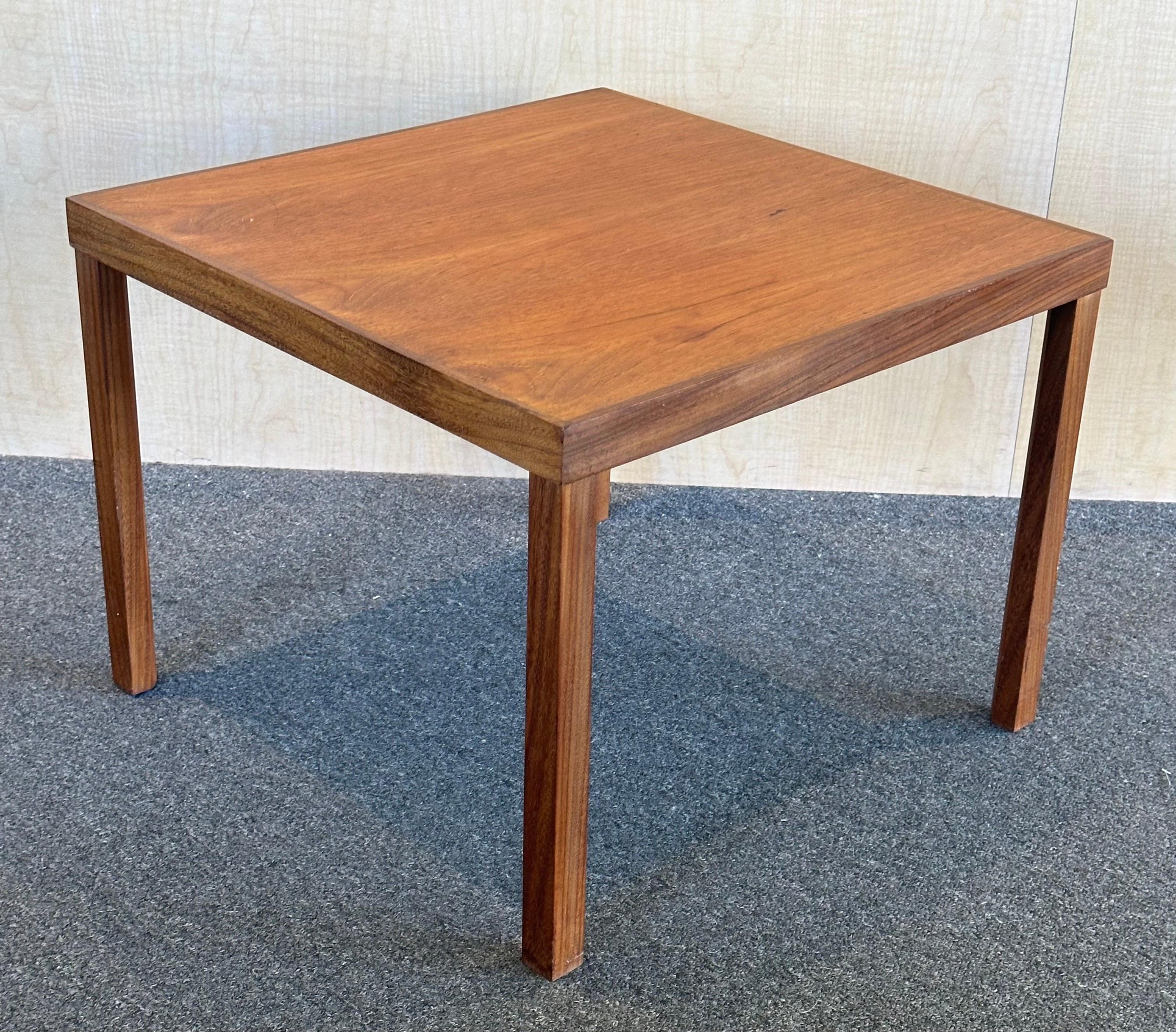 Mid-Century Modern Danish Modern Low Profile Side Table by Hans Olsen for Finn Lindebo Hansen For Sale