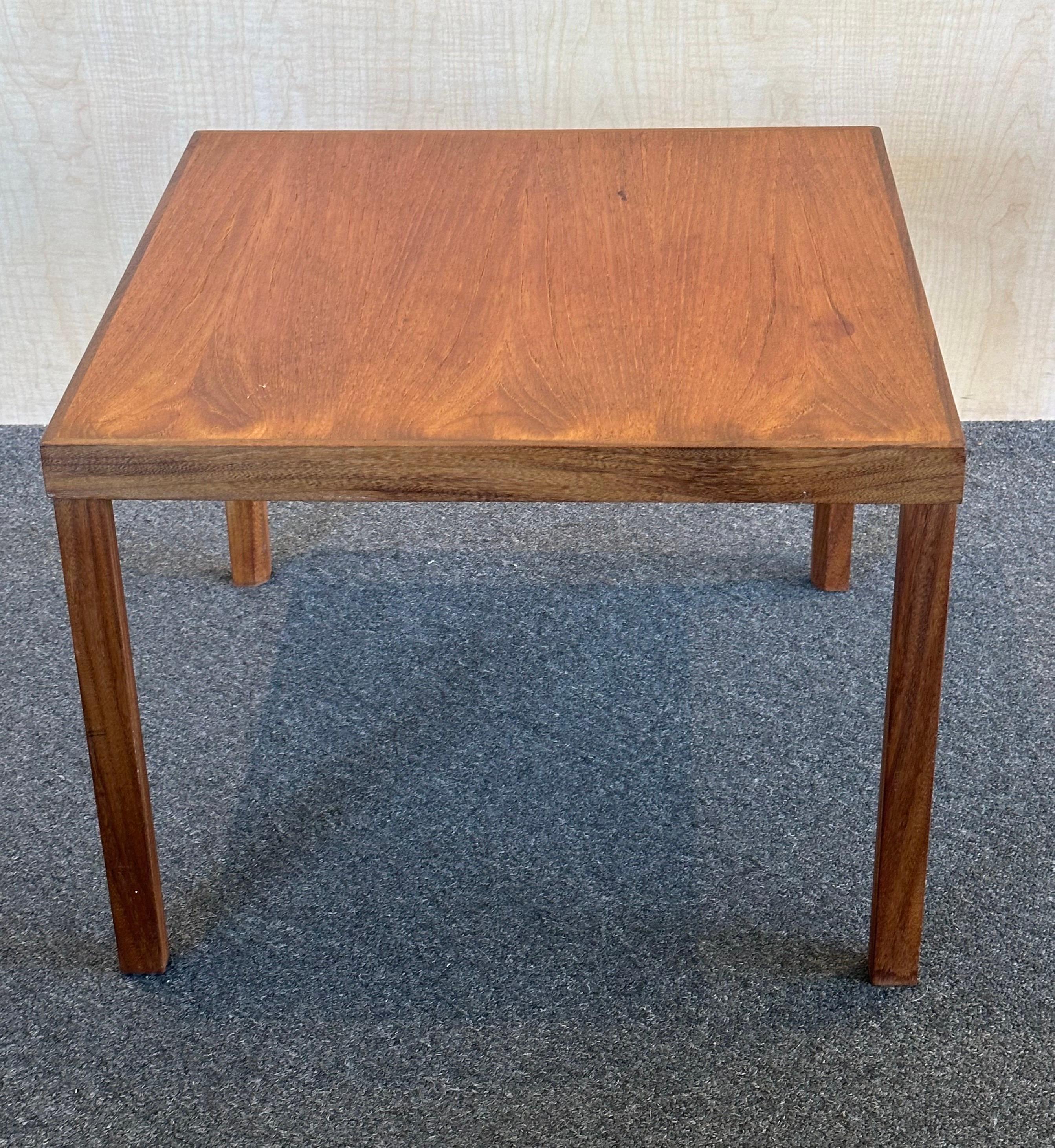 Danish Modern Low Profile Side Table by Hans Olsen for Finn Lindebo Hansen In Good Condition For Sale In San Diego, CA