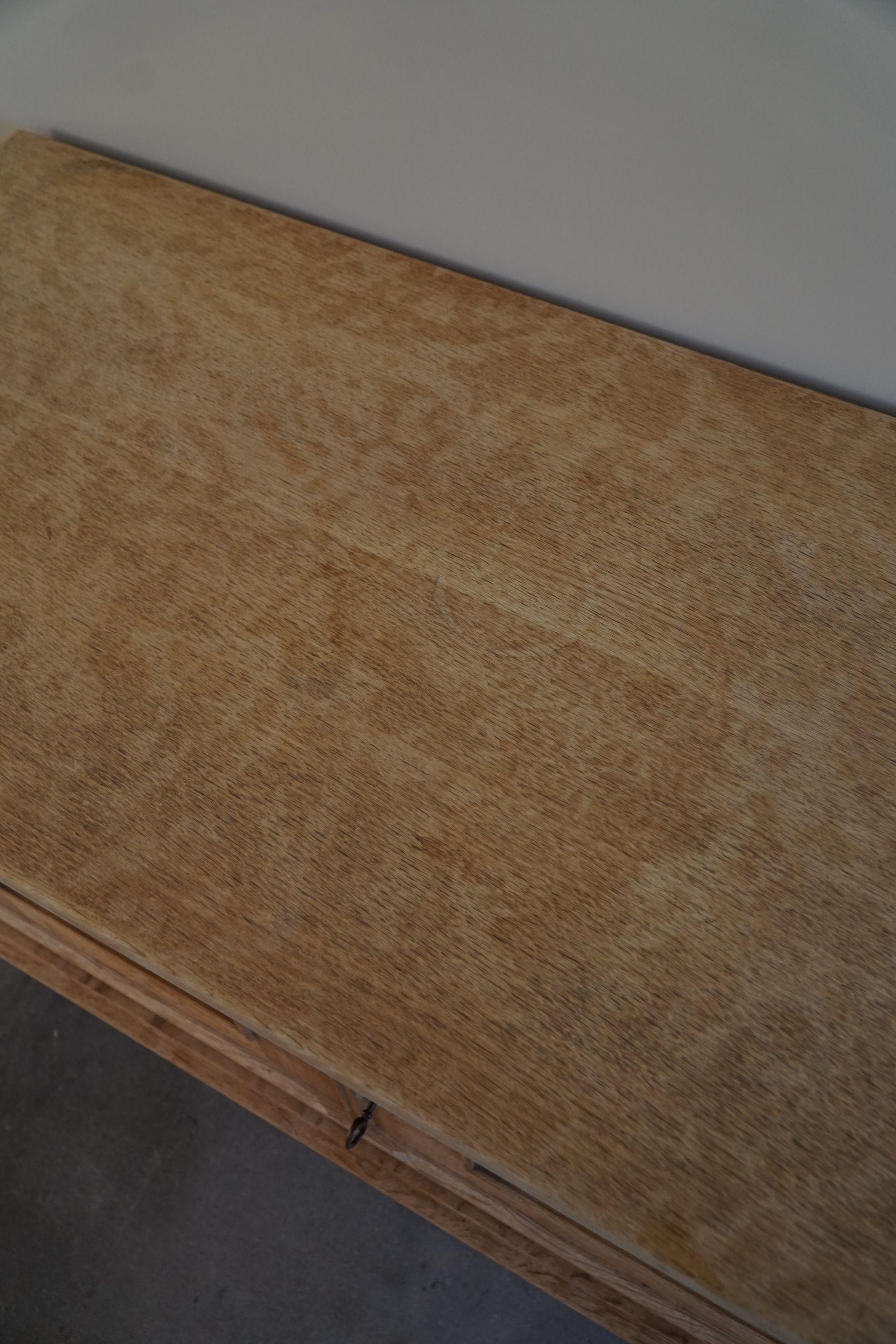 Danish Modern Low Rectangular Brutalist Classic Sideboard in Oak, Made in 1960s 7
