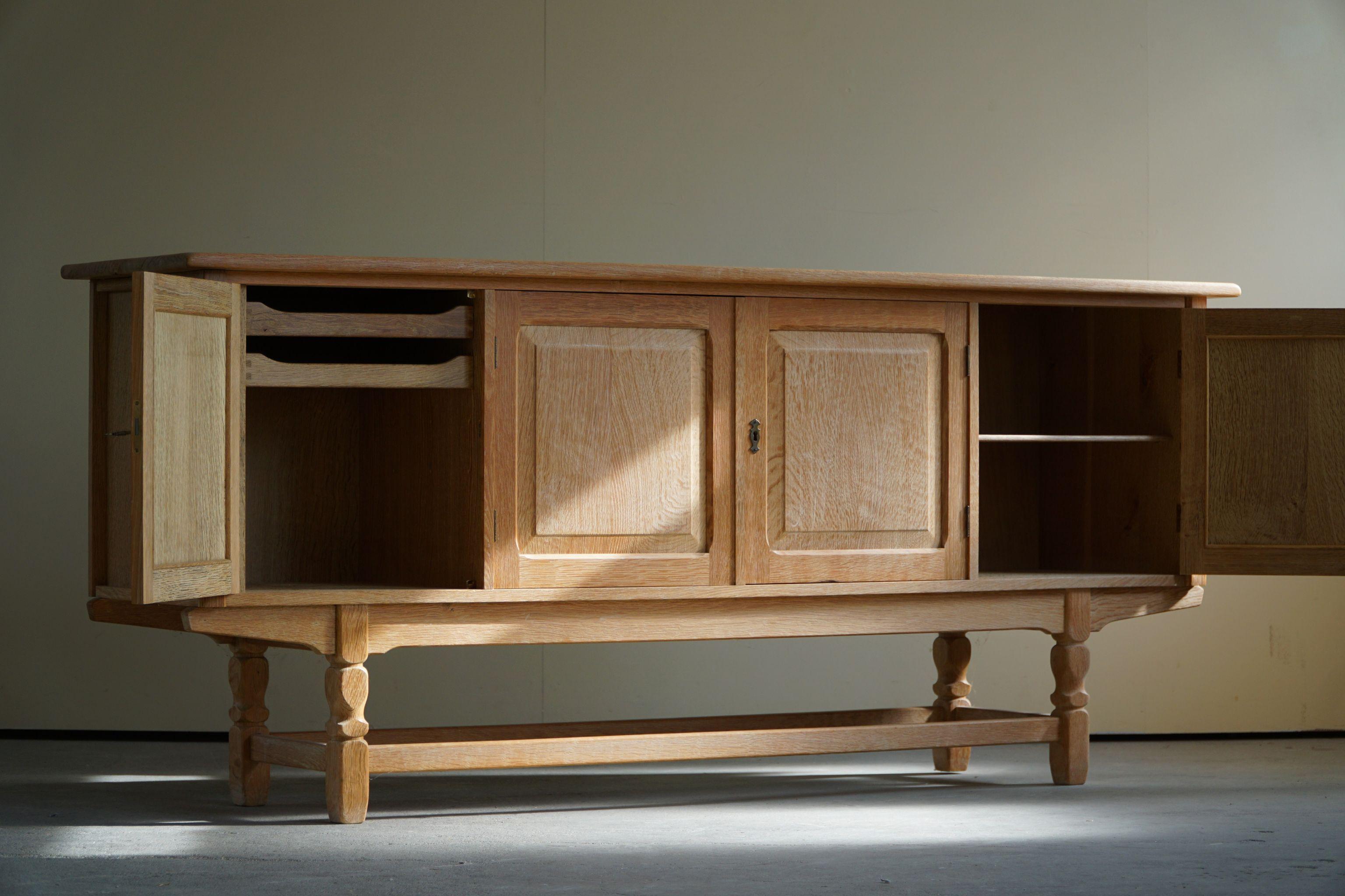 Danish Modern Low Rectangular Brutalist Classic Sideboard in Oak, Made in 1960s 12