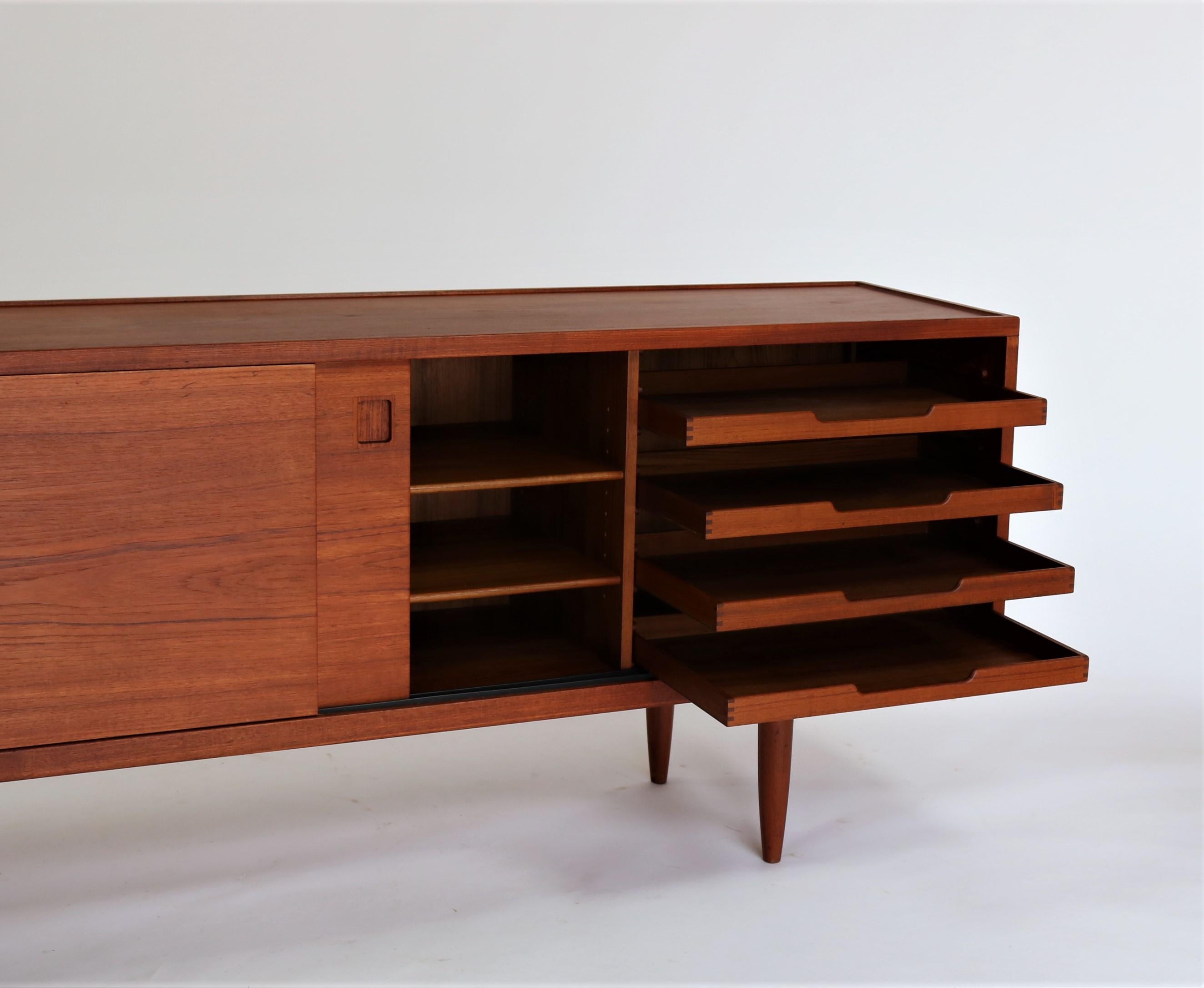 Danish Modern Low Sideboard in Bangkok Teakwood by Niels Otto Moller, 1960s In Good Condition In Odense, DK