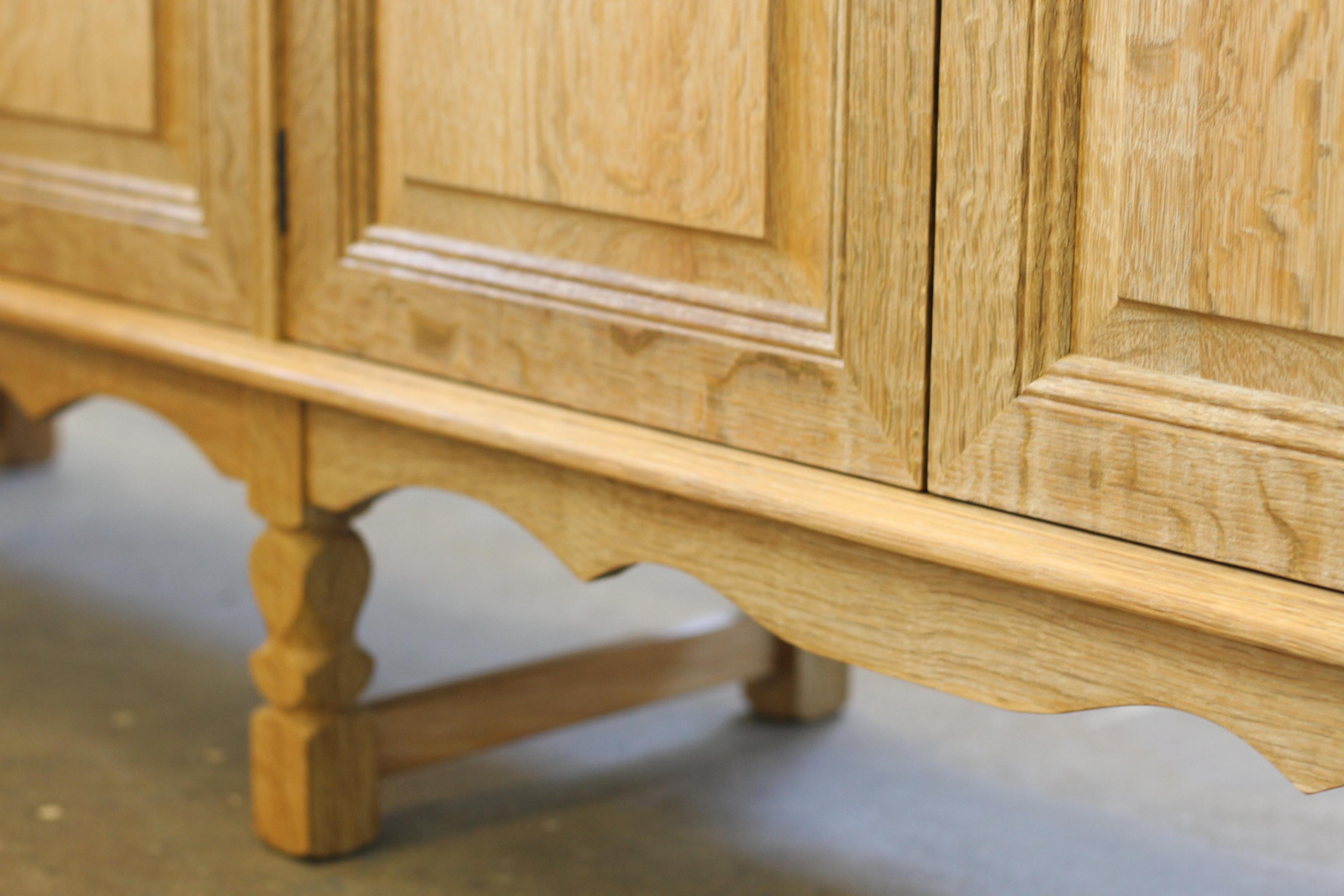 Late 20th Century Danish Modern Low sideboard in Light Oak, 1987 Style of Henning Kjærnulf For Sale