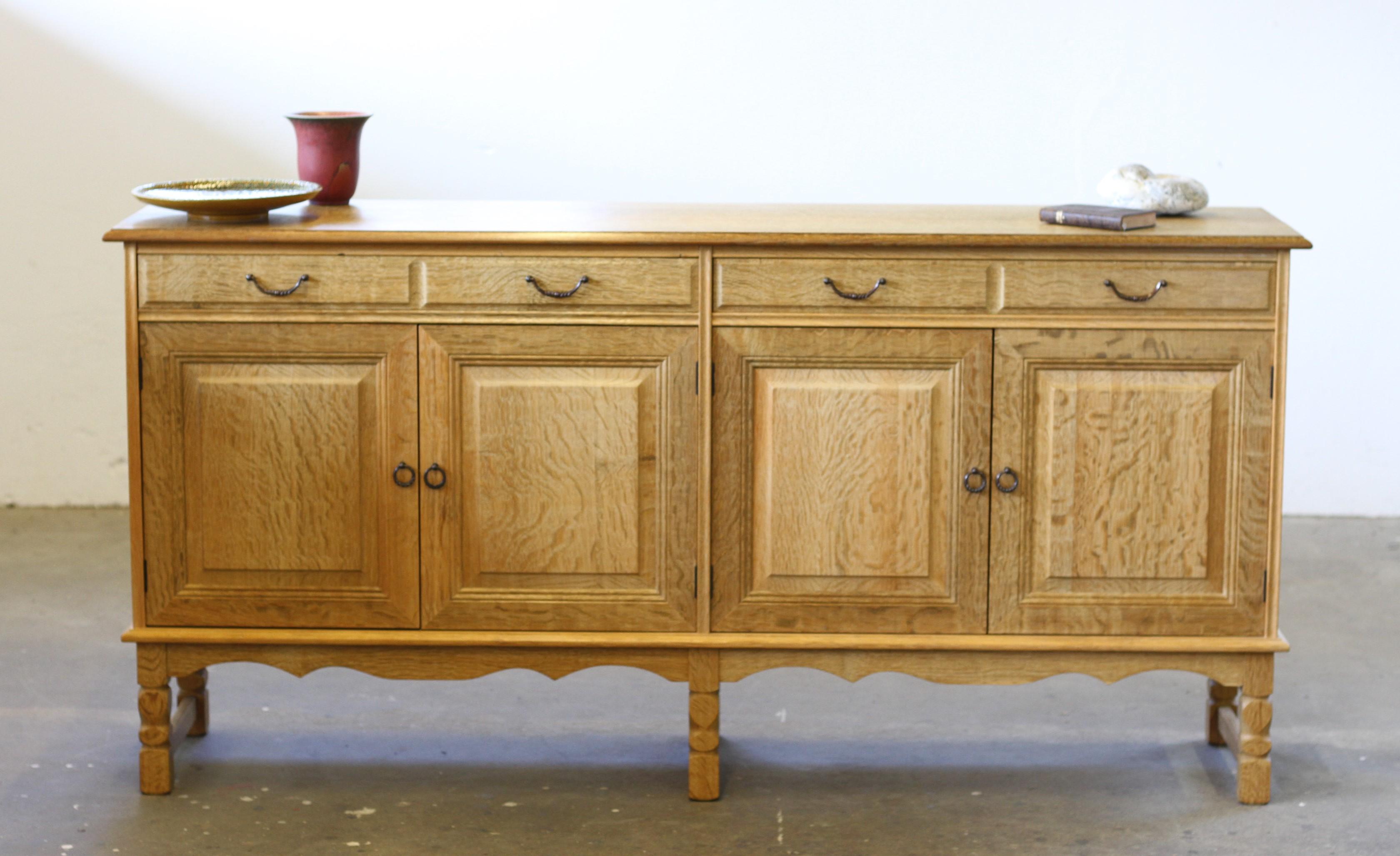 Danish Modern Low sideboard in Light Oak, 1987 Style of Henning Kjærnulf For Sale 3