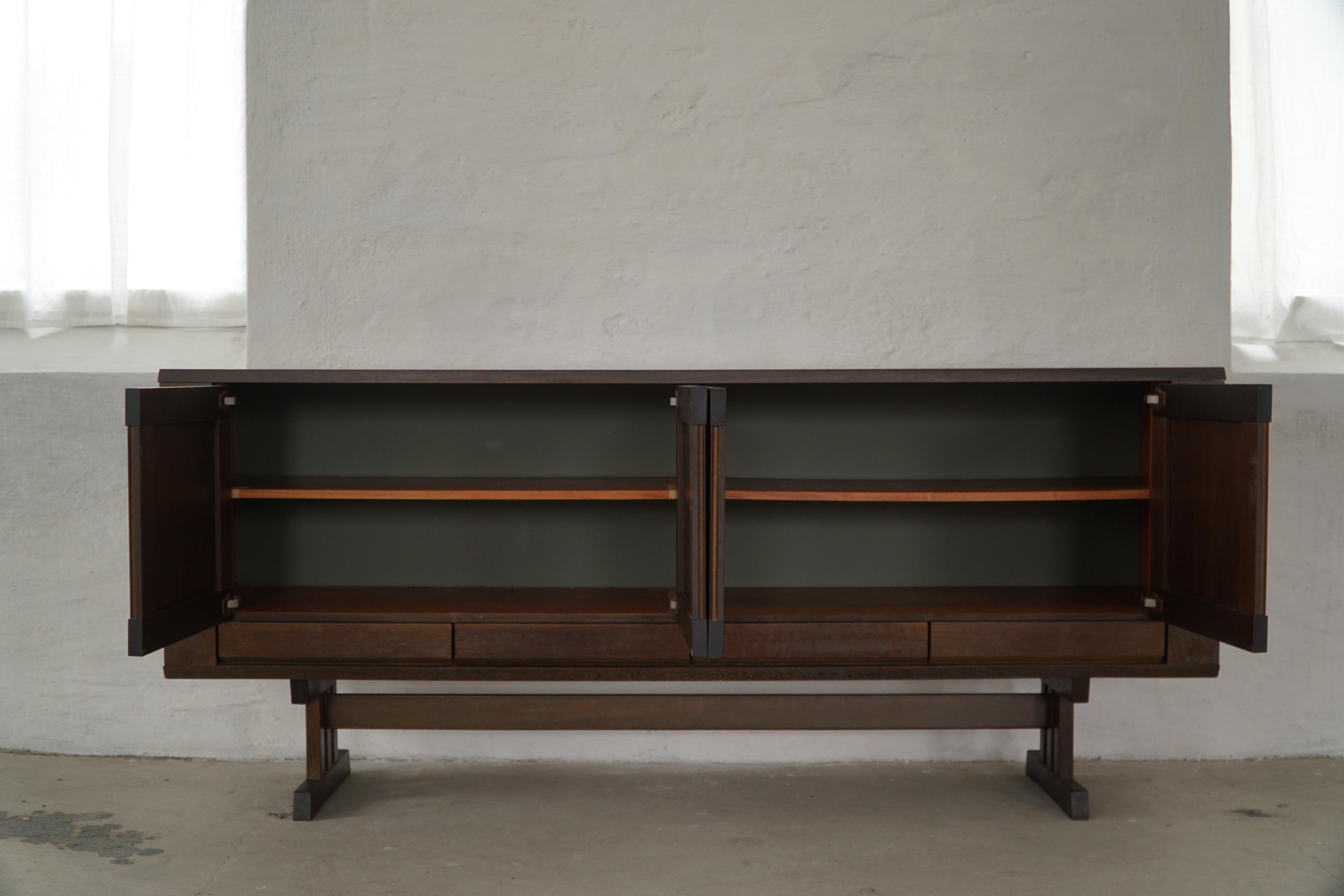 Buffet bas moderne danois en chêne et carreaux de céramique, fabriqué par Skovby, années 1970 en vente 7