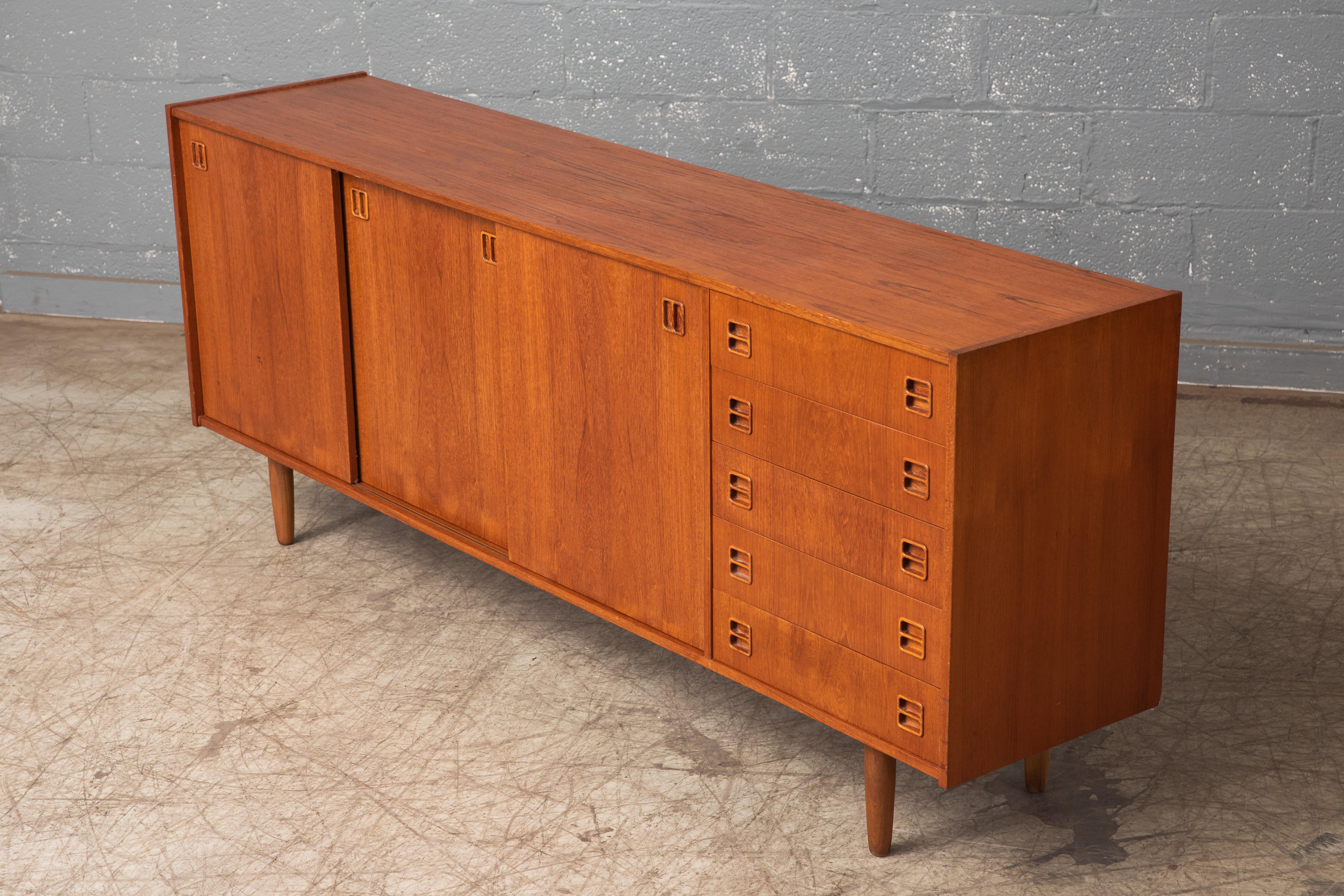 Mid-Century Modern Danish Modern Low Sideboard in Teak, 1960's