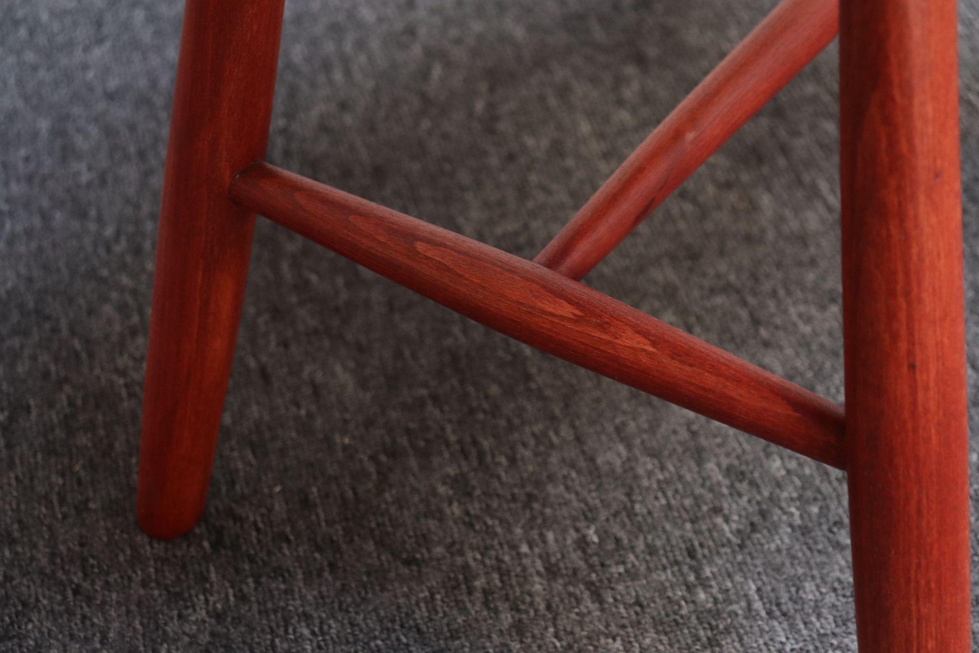 Danish Modern Low Stool in Red Stained Oak by Ejvind Johansson for FDB Mobler For Sale 13
