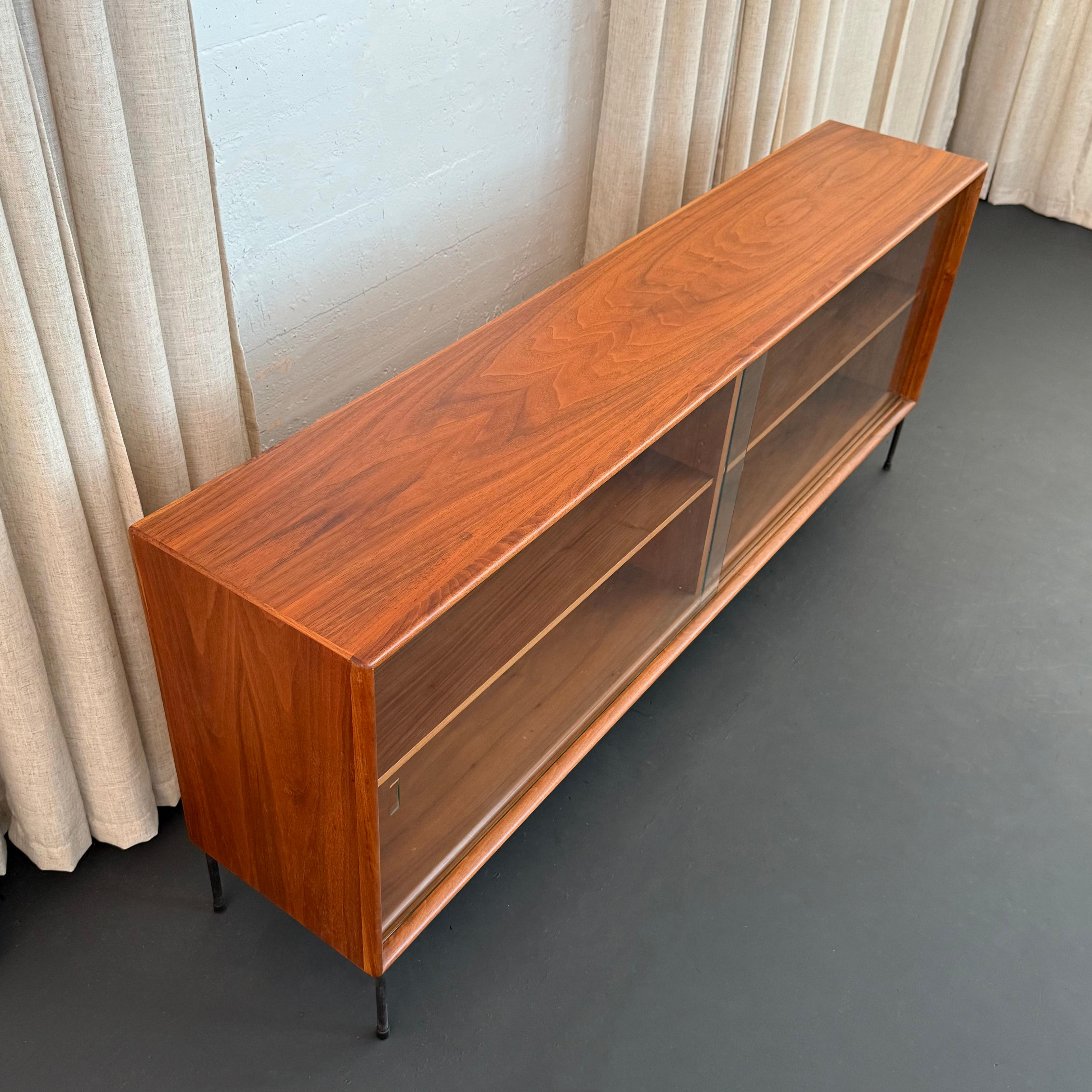 Danish Modern Low Teak Credenza By Axel Christensen For Aco Møbler For Sale 3
