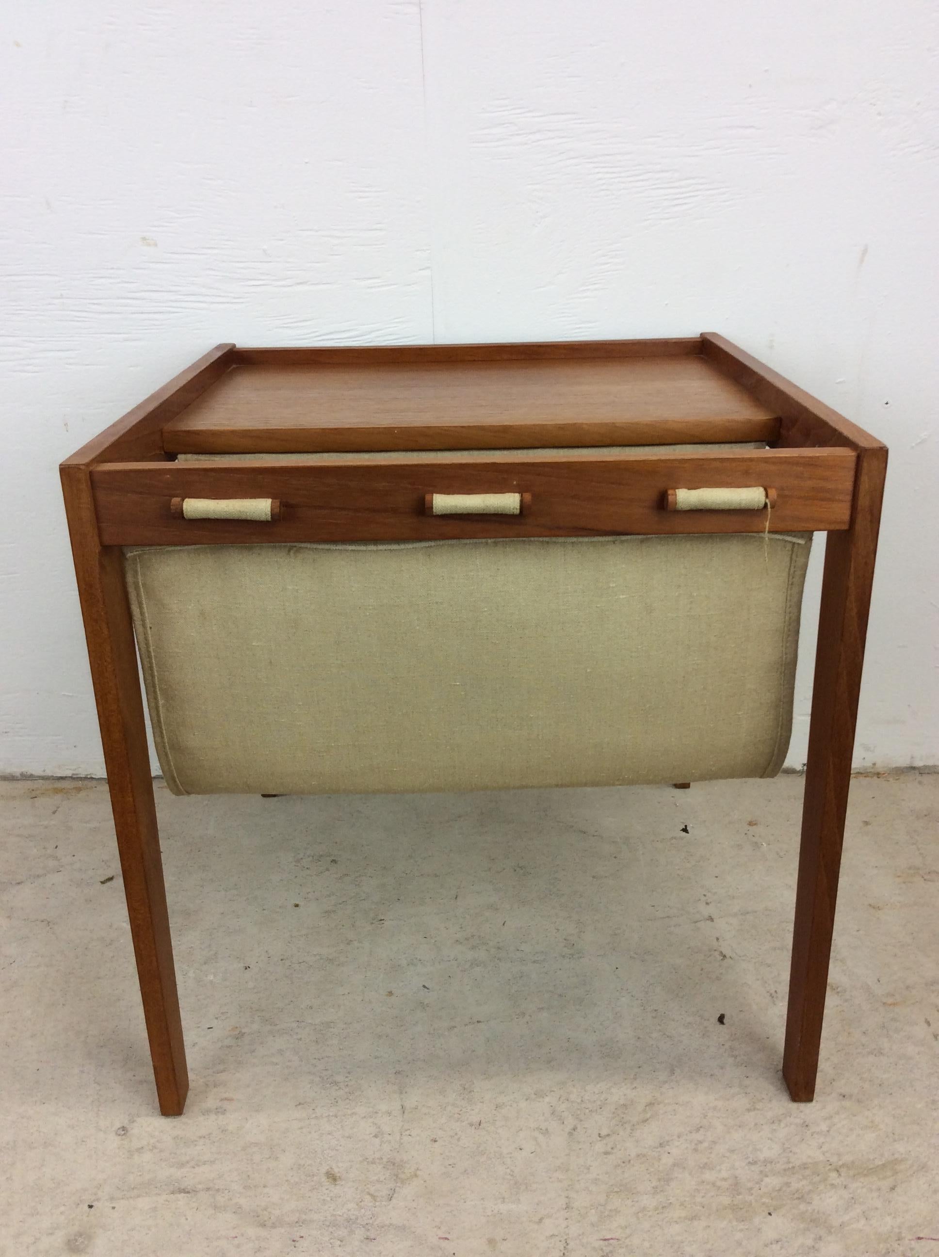 Danish Modern Magazine Table with Canvas Sling For Sale 7
