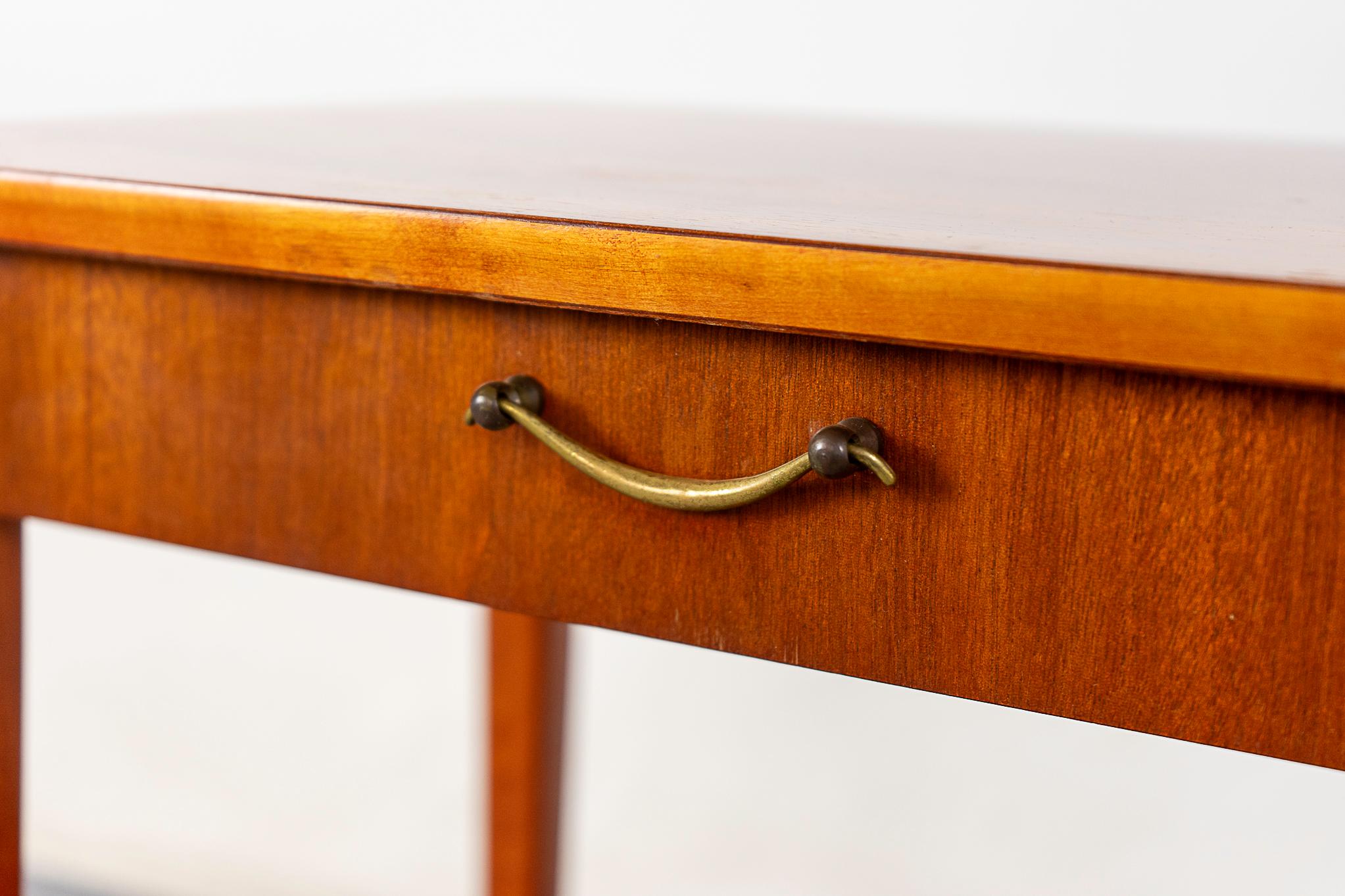 Danish Modern Mahogany Bedside In Good Condition For Sale In VANCOUVER, CA