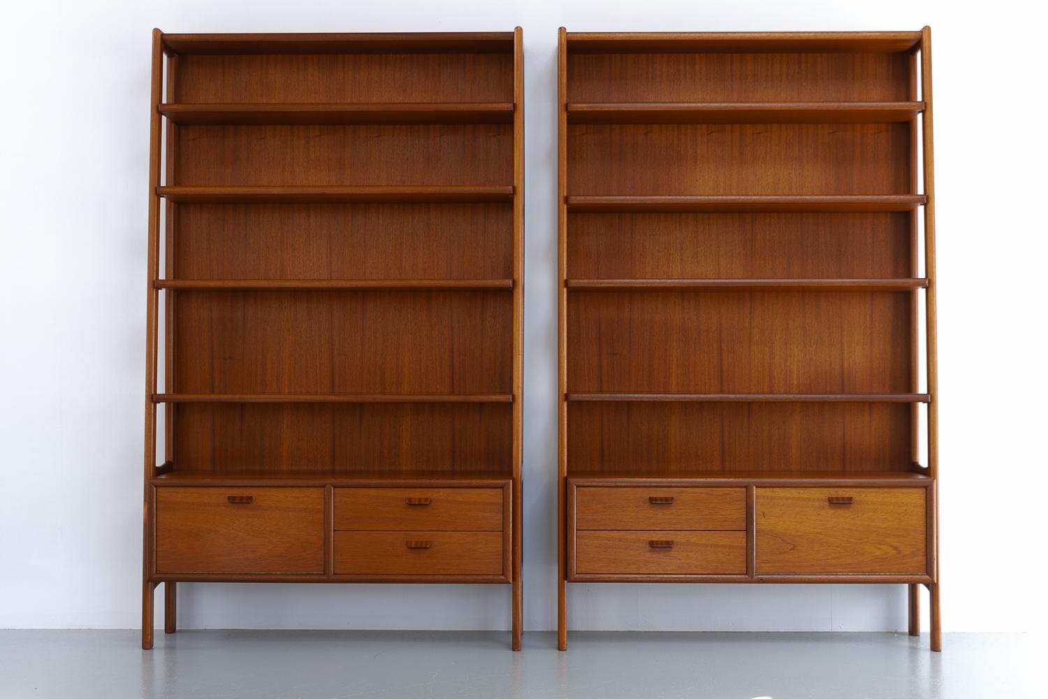 Danish Modern Mahogany Bookcases, 1960s. Set of 2. For Sale 8