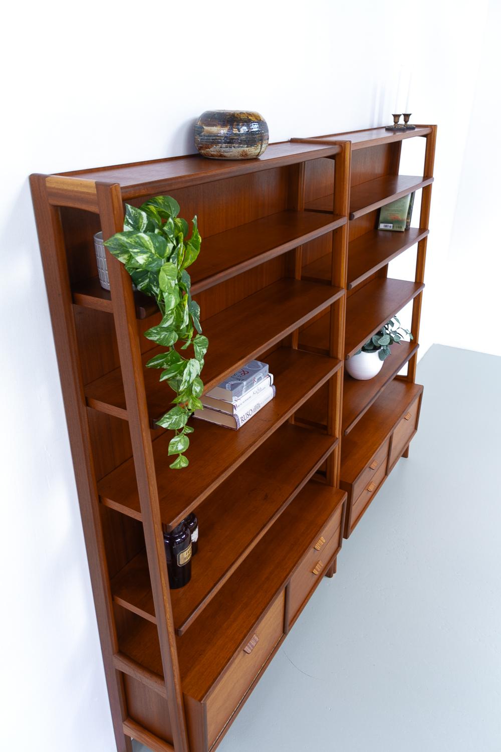 Danish Modern Mahogany Bookcases, 1960s. Set of 2. For Sale 14