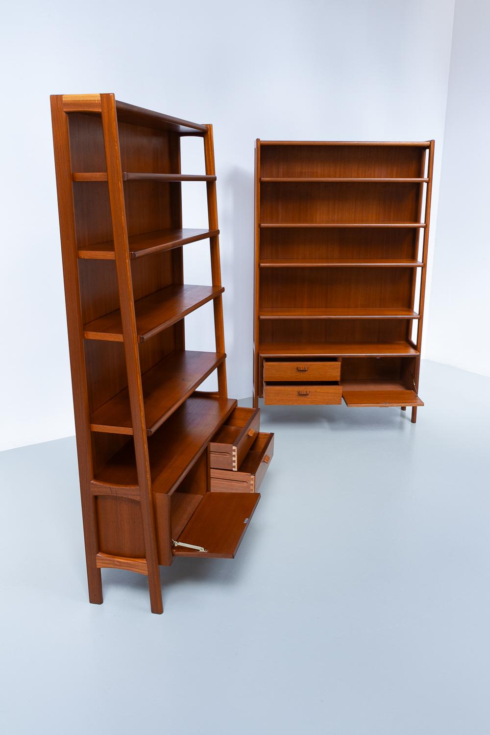 Dänische moderne Mahagoni-Bücherregale, 1960er-Jahre. Satz von 2. (Mitte des 20. Jahrhunderts)