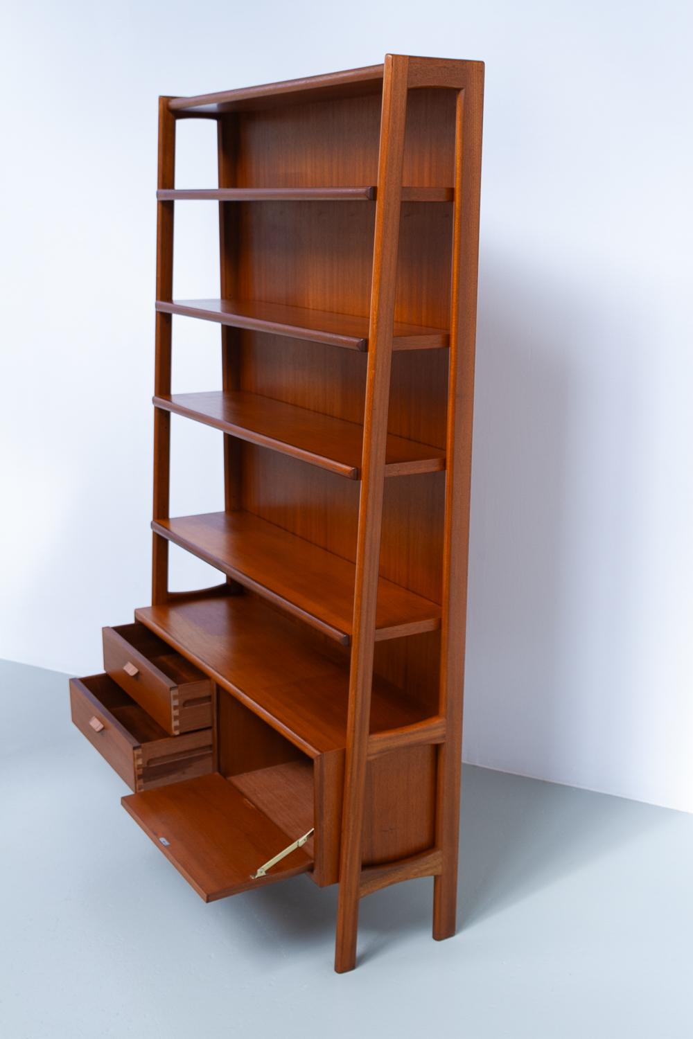 Dänische moderne Mahagoni-Bücherregale, 1960er-Jahre. Satz von 2. 1