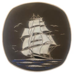 Placa Decorativa de Cerámica Náutica Danesa Moderna MCM Noruega Barco Skute