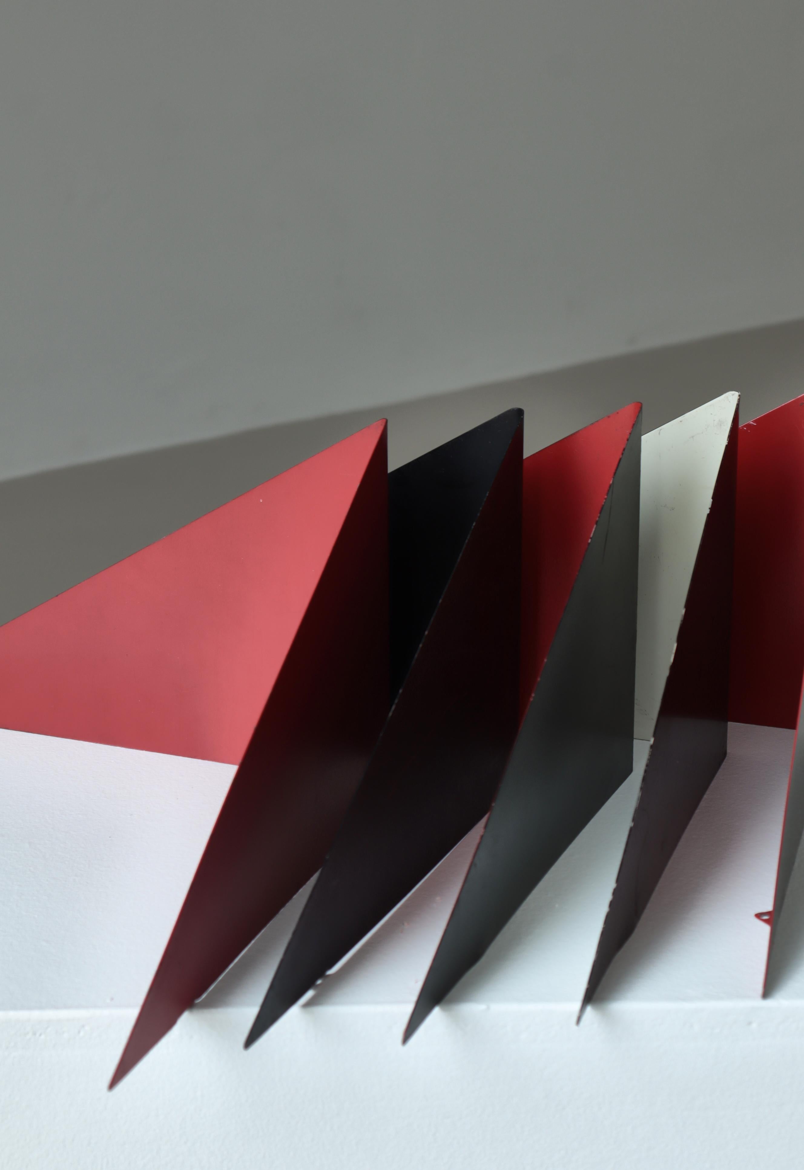 Danish Modern Metal Wall Shelves by Poul Cadovius, Denmark, 1950s en venta 5