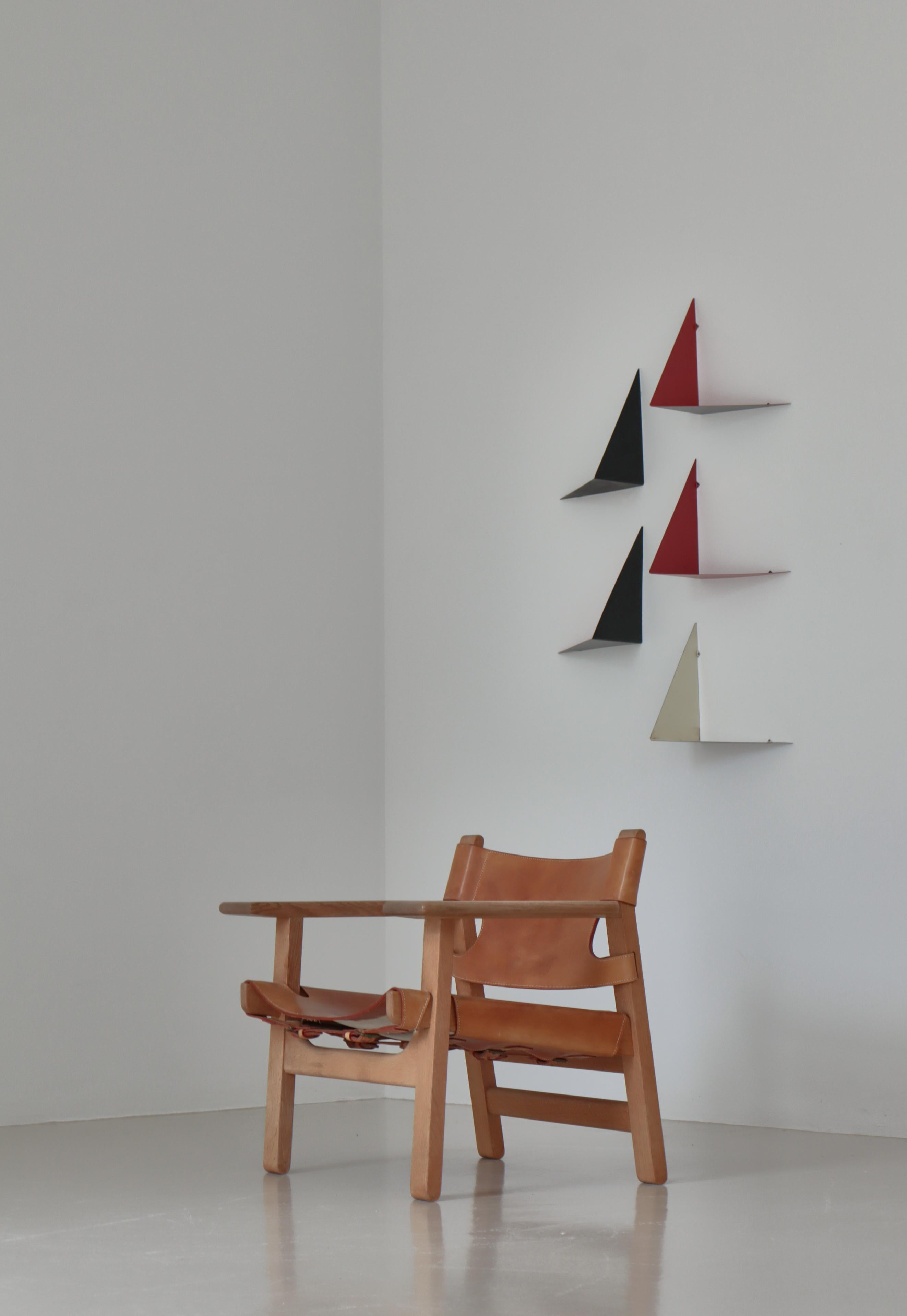 Danish Modern Metal Wall Shelves by Poul Cadovius, Denmark, 1950s Escandinavo moderno en venta