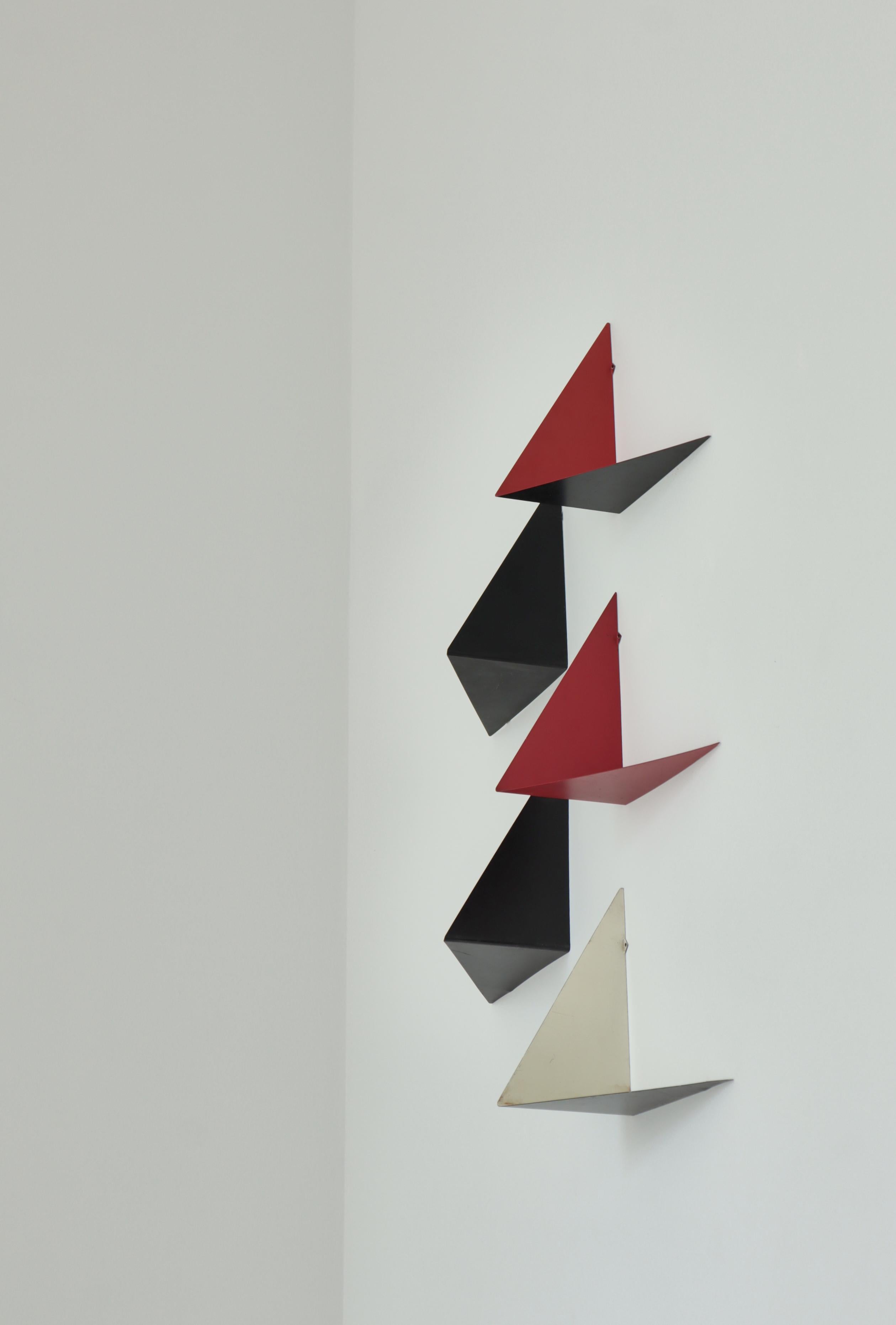 Danish Modern Metal Wall Shelves by Poul Cadovius, Denmark, 1950s Danés en venta