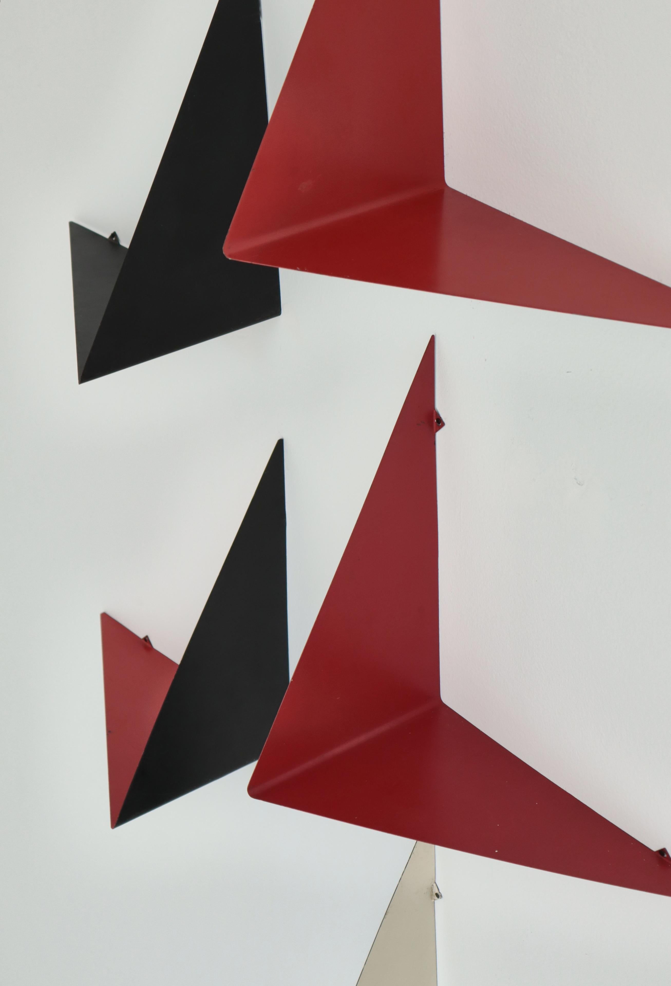 Danish Modern Metal Wall Shelves by Poul Cadovius, Denmark, 1950s mediados del siglo XX en venta