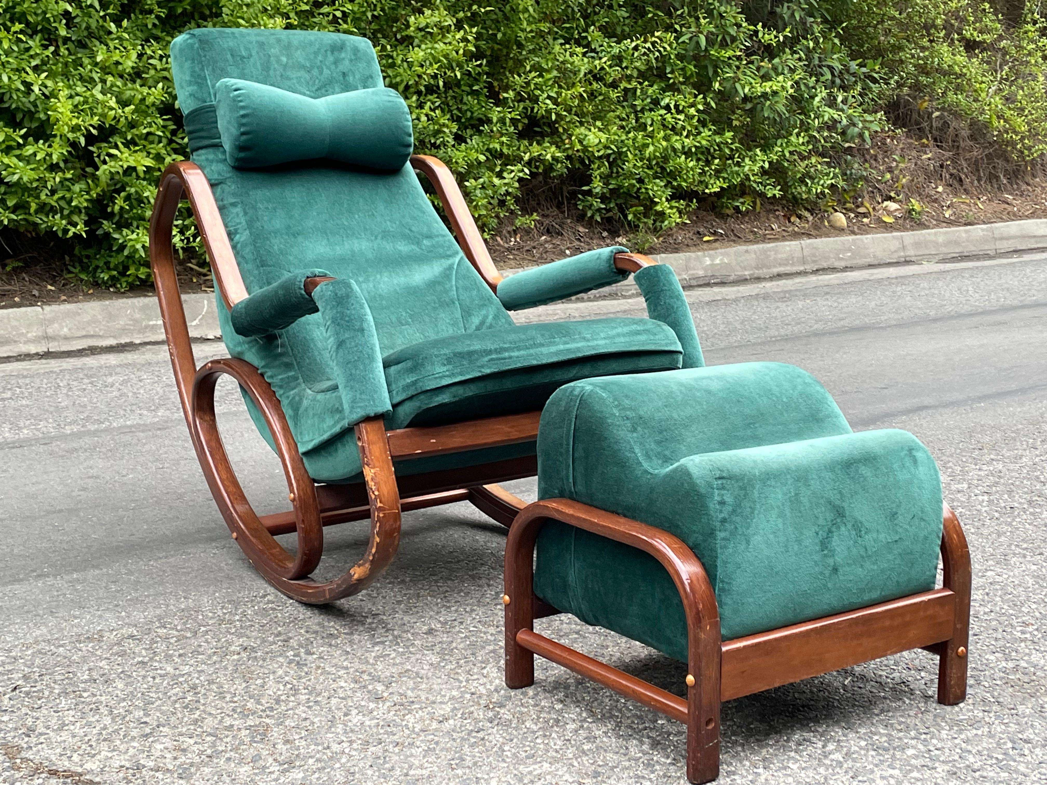 Danish Modern Midcentury Bentwood Rocking Chair & Ottoman in Green Velvet In Good Condition In Los Angeles, CA