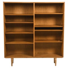 Danish Modern Mid century large oak Bookcase with shelves on tapered legs