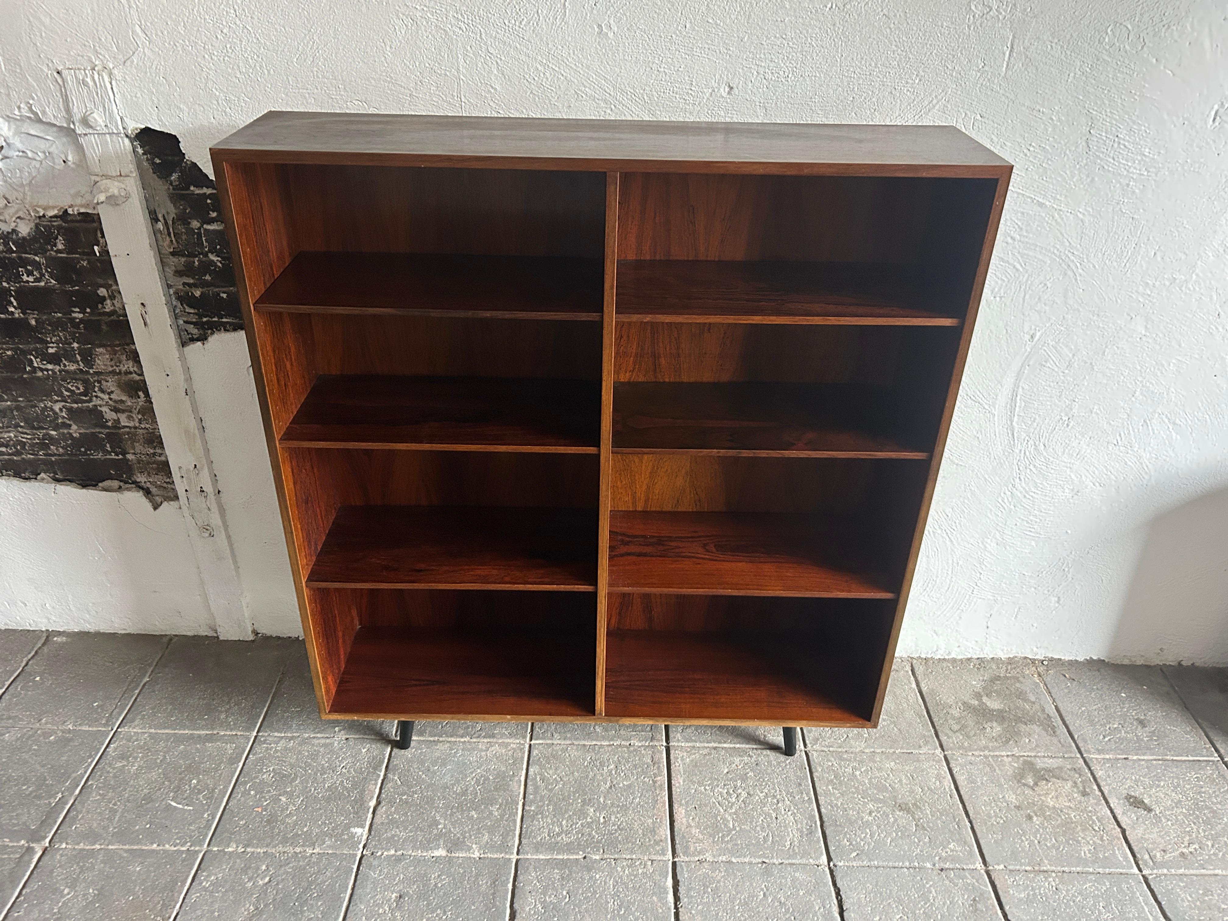 Danish Modern Mid century Rosewood wide Wall Floor Bookcase For Sale 1