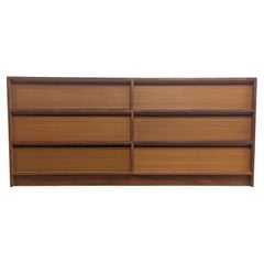 Comò danese moderno del metà secolo in teak Dyrlund