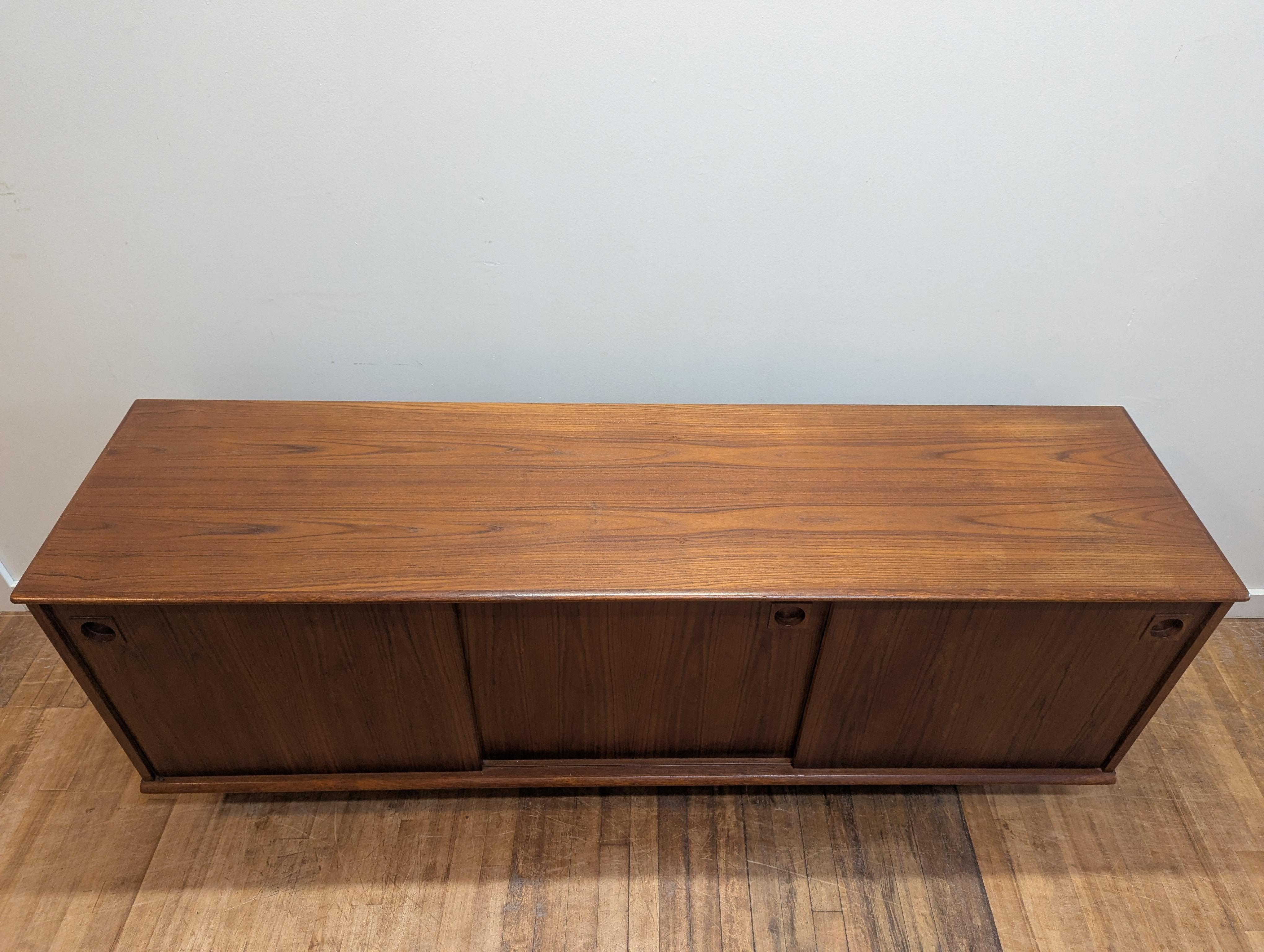 Danish Modern Mid Century Teak Sideboard Dyrlund For Sale 2