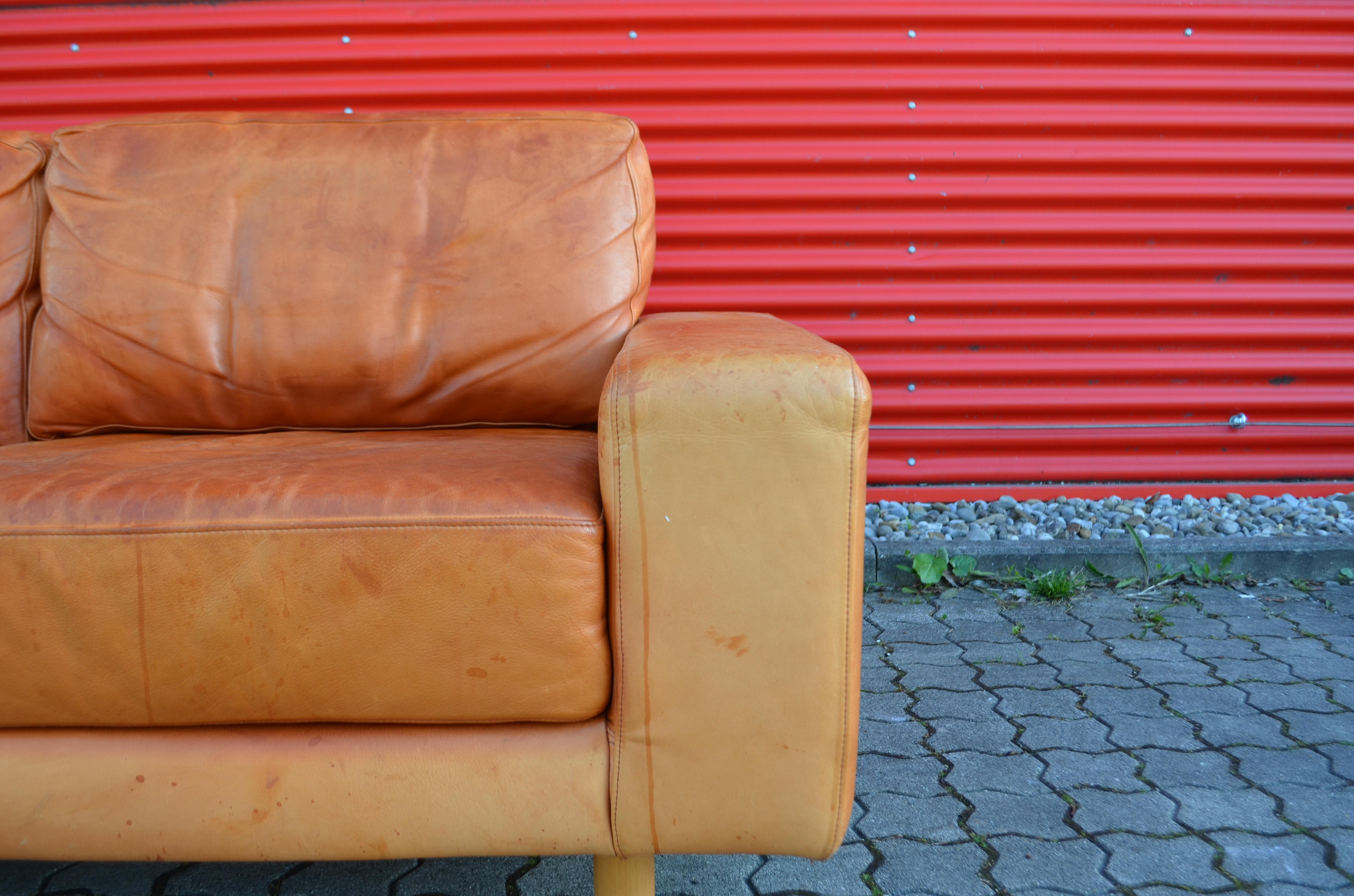 Danish Modern Mid Century Vintage Cognac Leather Sofa For Sale 7