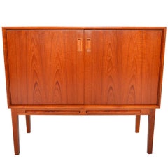 Danish Modern Midcentury Dry Bar Credenza in Teak