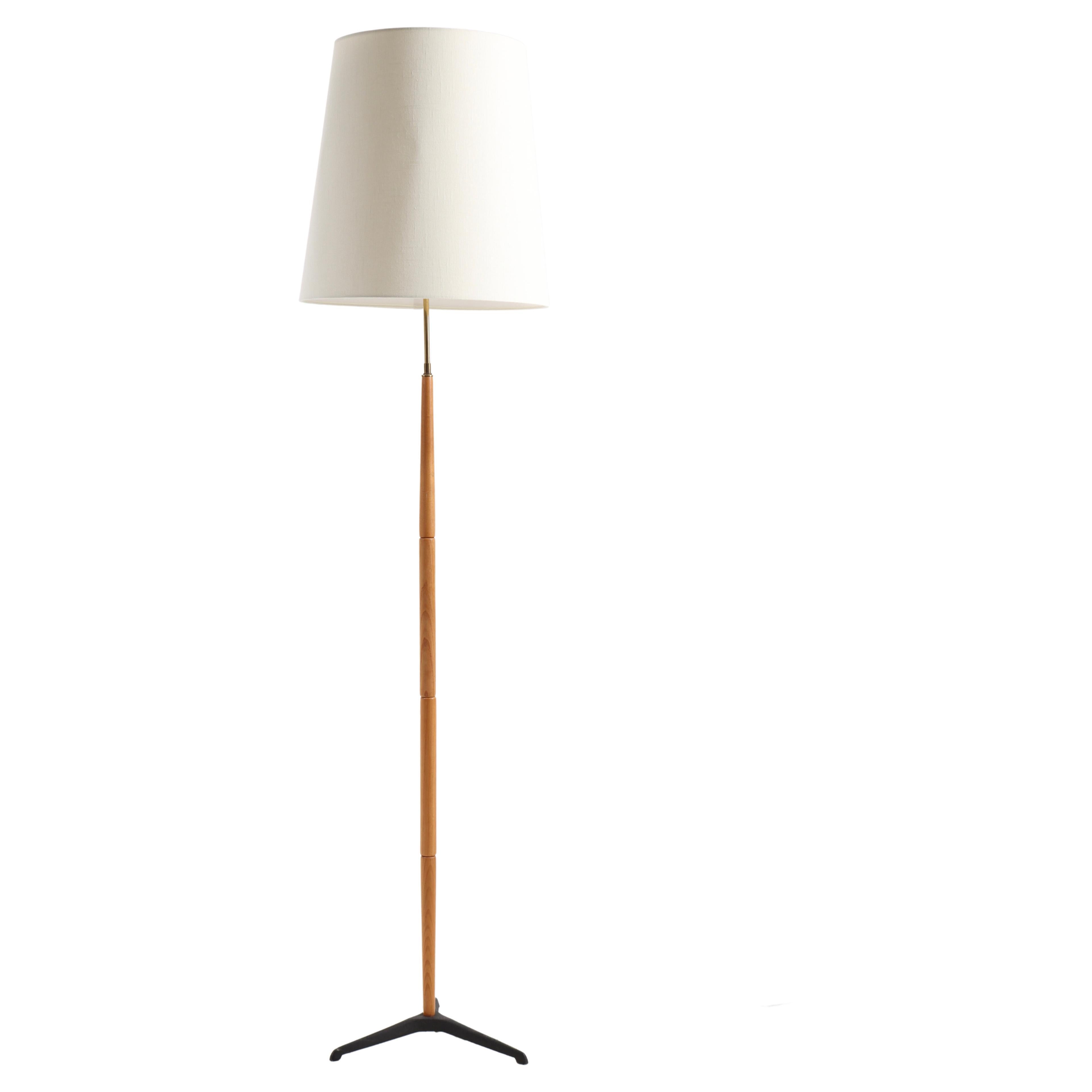 Lampadaire danois moderne du milieu du siècle dernier en chêne et laiton, design danois, années 1950