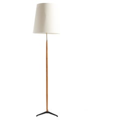 Danish Modern Midcentury Floor Lamp in Oak and Brass, Danish Design, 1950s